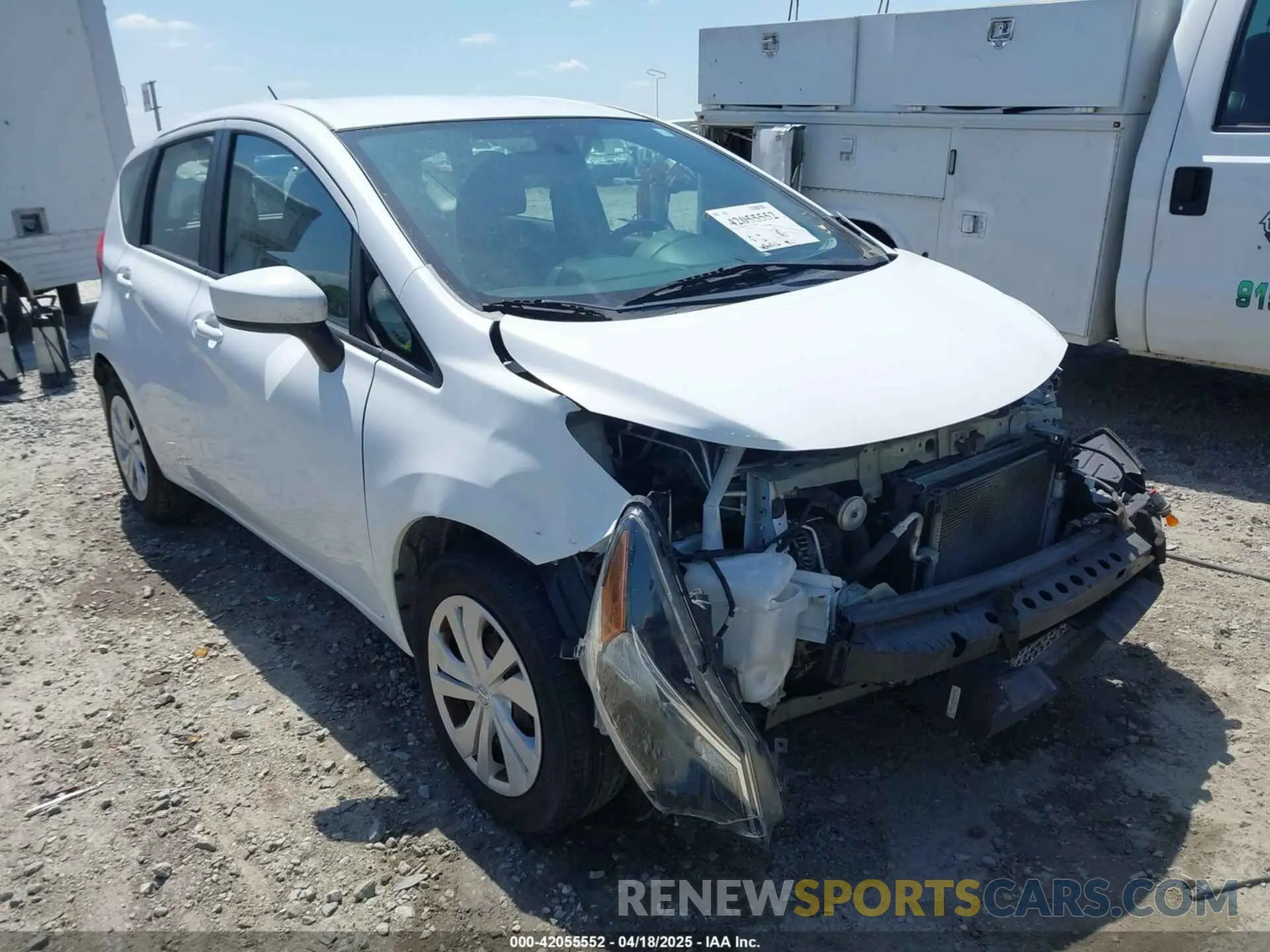 1 Photograph of a damaged car 3N1CE2CP1KL366321 NISSAN VERSA NOTE 2019