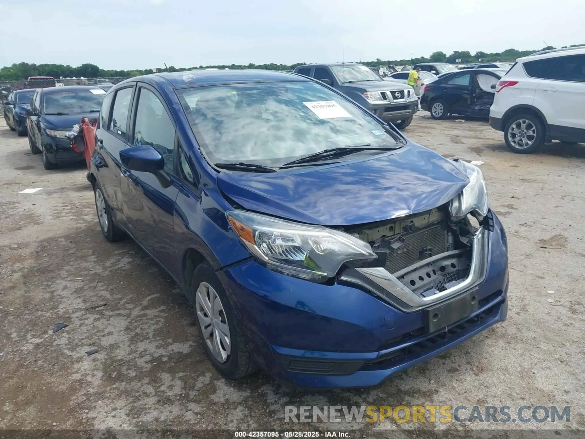 1 Photograph of a damaged car 3N1CE2CP2KL358454 NISSAN VERSA NOTE 2019