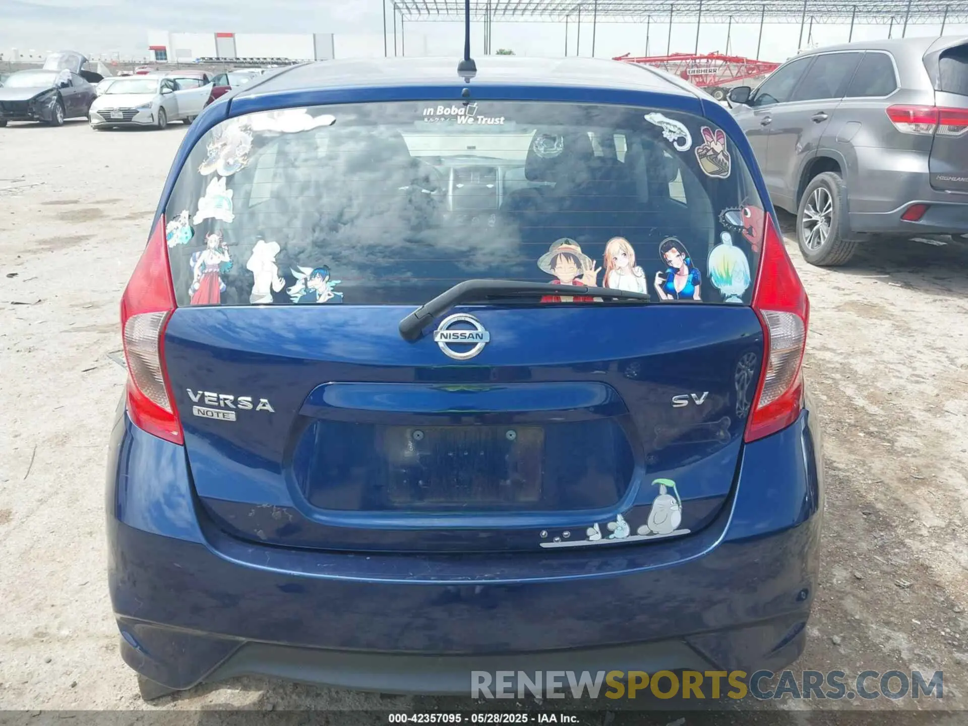 16 Photograph of a damaged car 3N1CE2CP2KL358454 NISSAN VERSA NOTE 2019