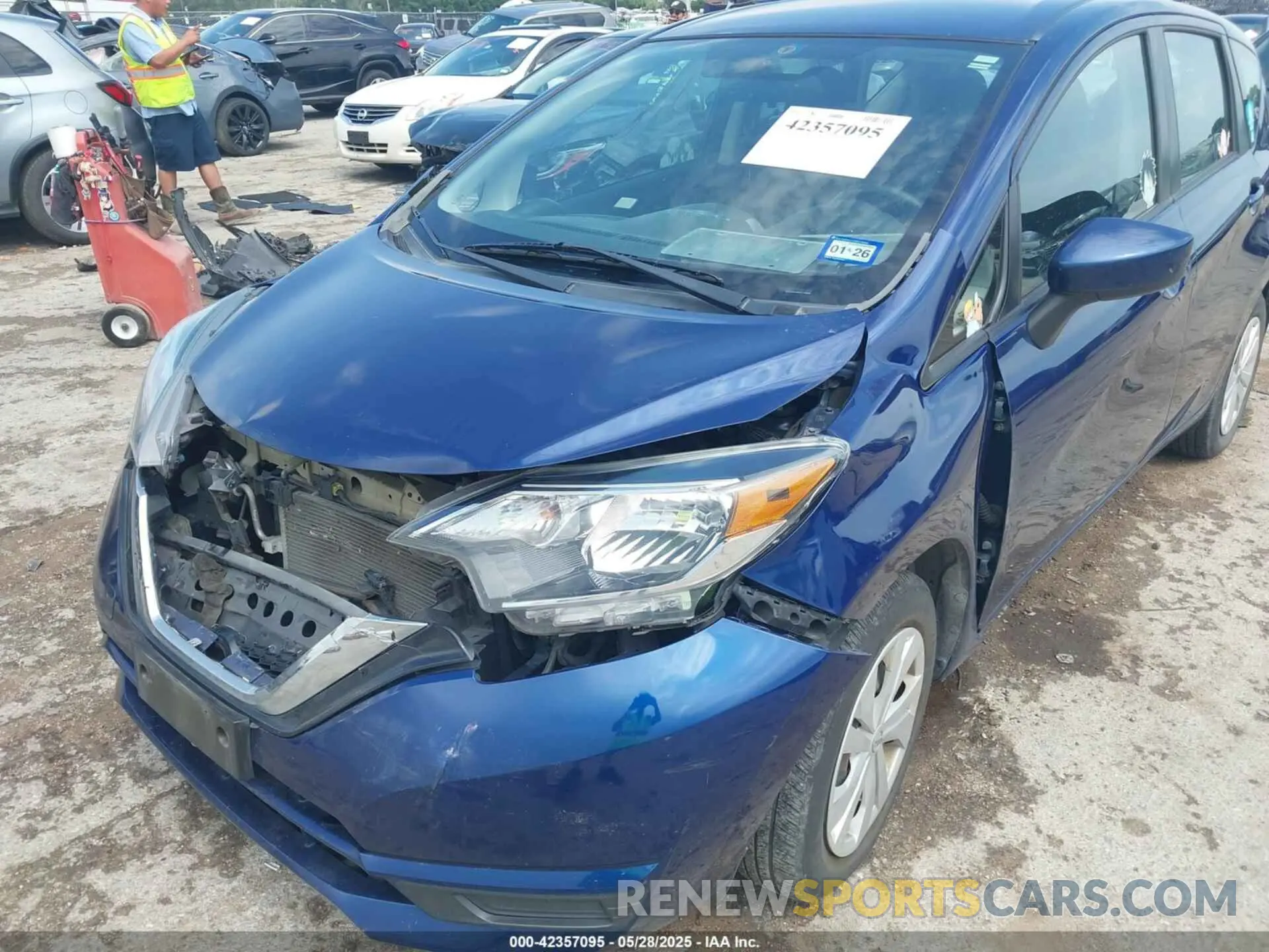 6 Photograph of a damaged car 3N1CE2CP2KL358454 NISSAN VERSA NOTE 2019