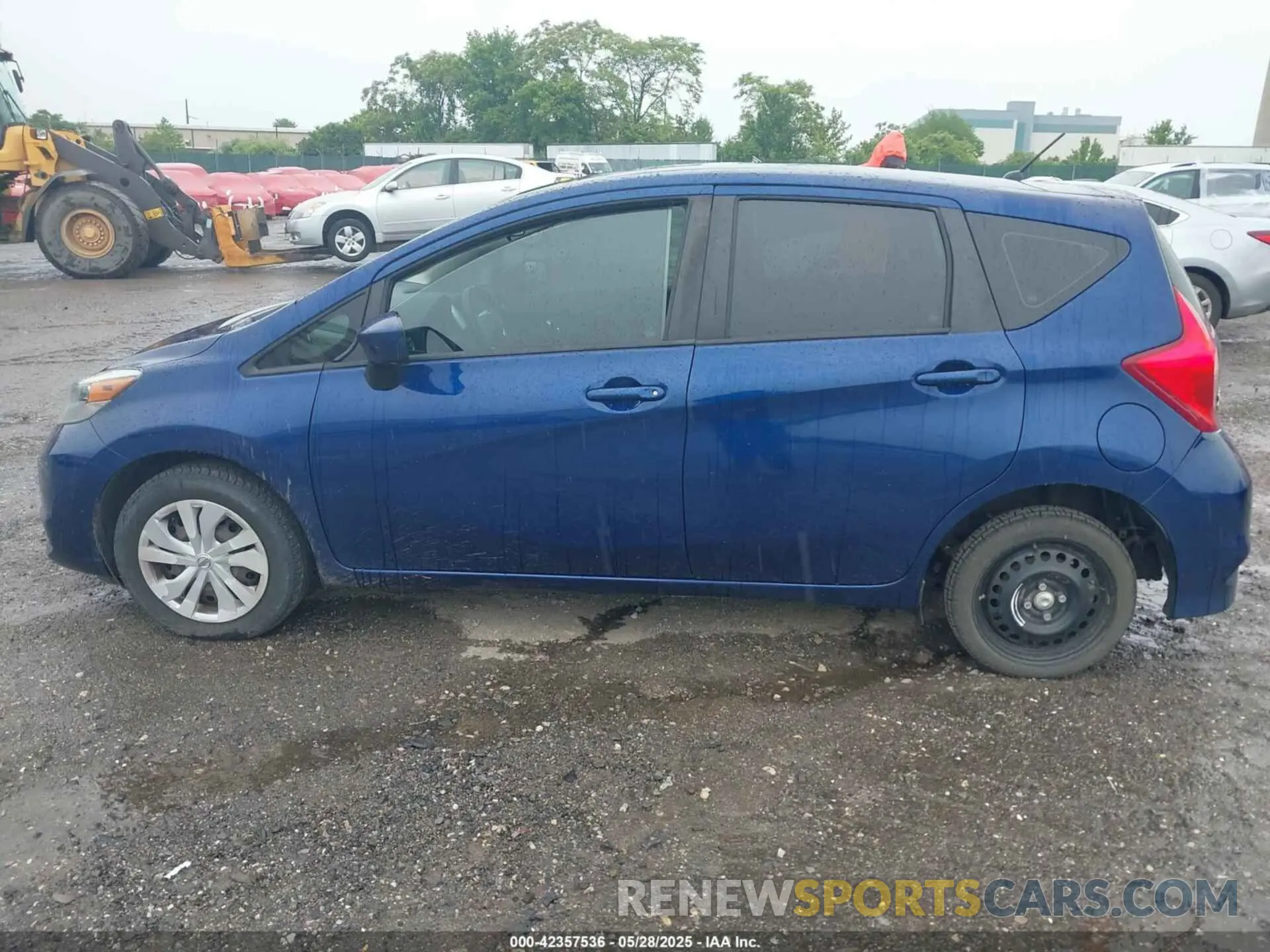 14 Photograph of a damaged car 3N1CE2CP2KL362956 NISSAN VERSA NOTE 2019