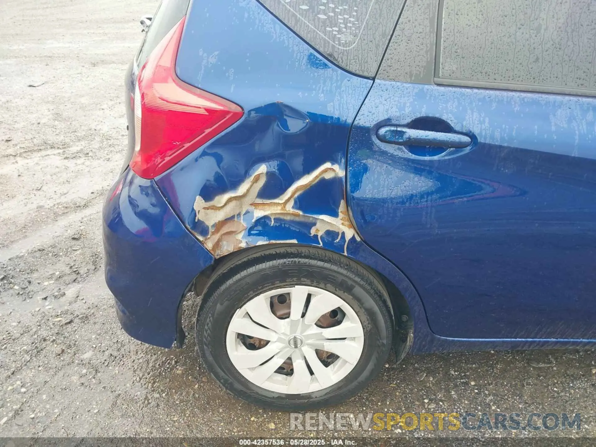 6 Photograph of a damaged car 3N1CE2CP2KL362956 NISSAN VERSA NOTE 2019