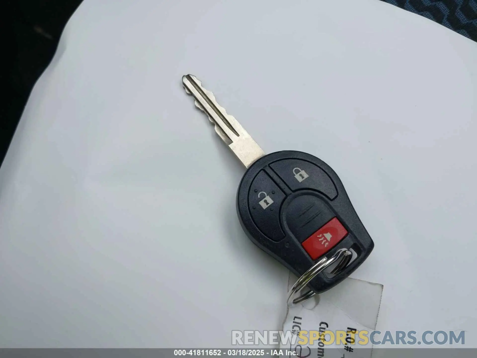 11 Photograph of a damaged car 3N1CE2CP3KL363503 NISSAN VERSA NOTE 2019