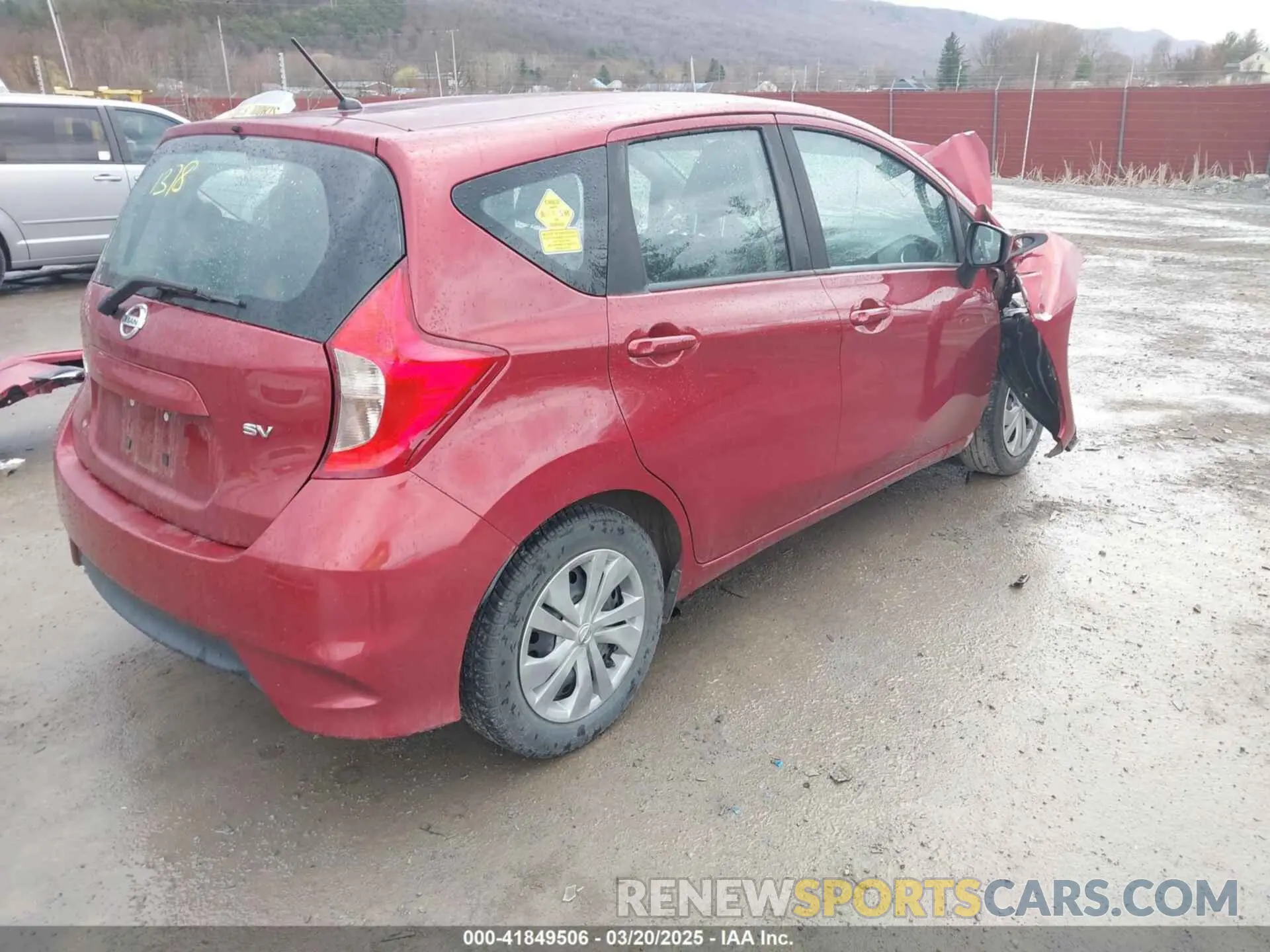 4 Photograph of a damaged car 3N1CE2CP5KL361378 NISSAN VERSA NOTE 2019