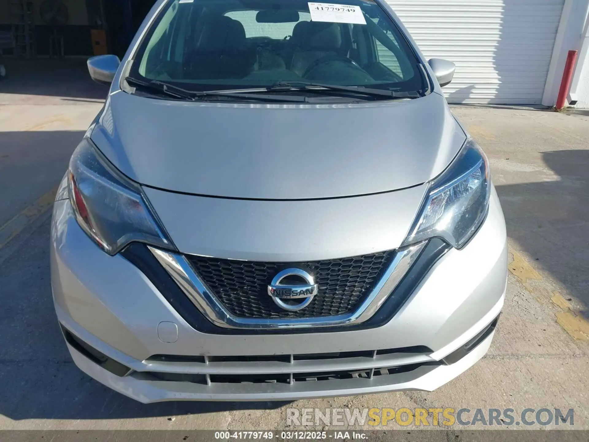 12 Photograph of a damaged car 3N1CE2CP7KL354058 NISSAN VERSA NOTE 2019