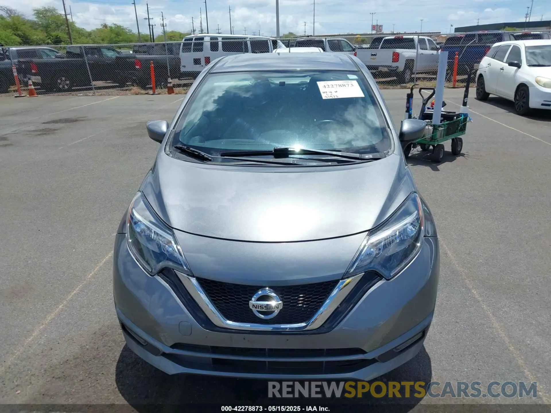 12 Photograph of a damaged car 3N1CE2CP7KL355730 NISSAN VERSA NOTE 2019