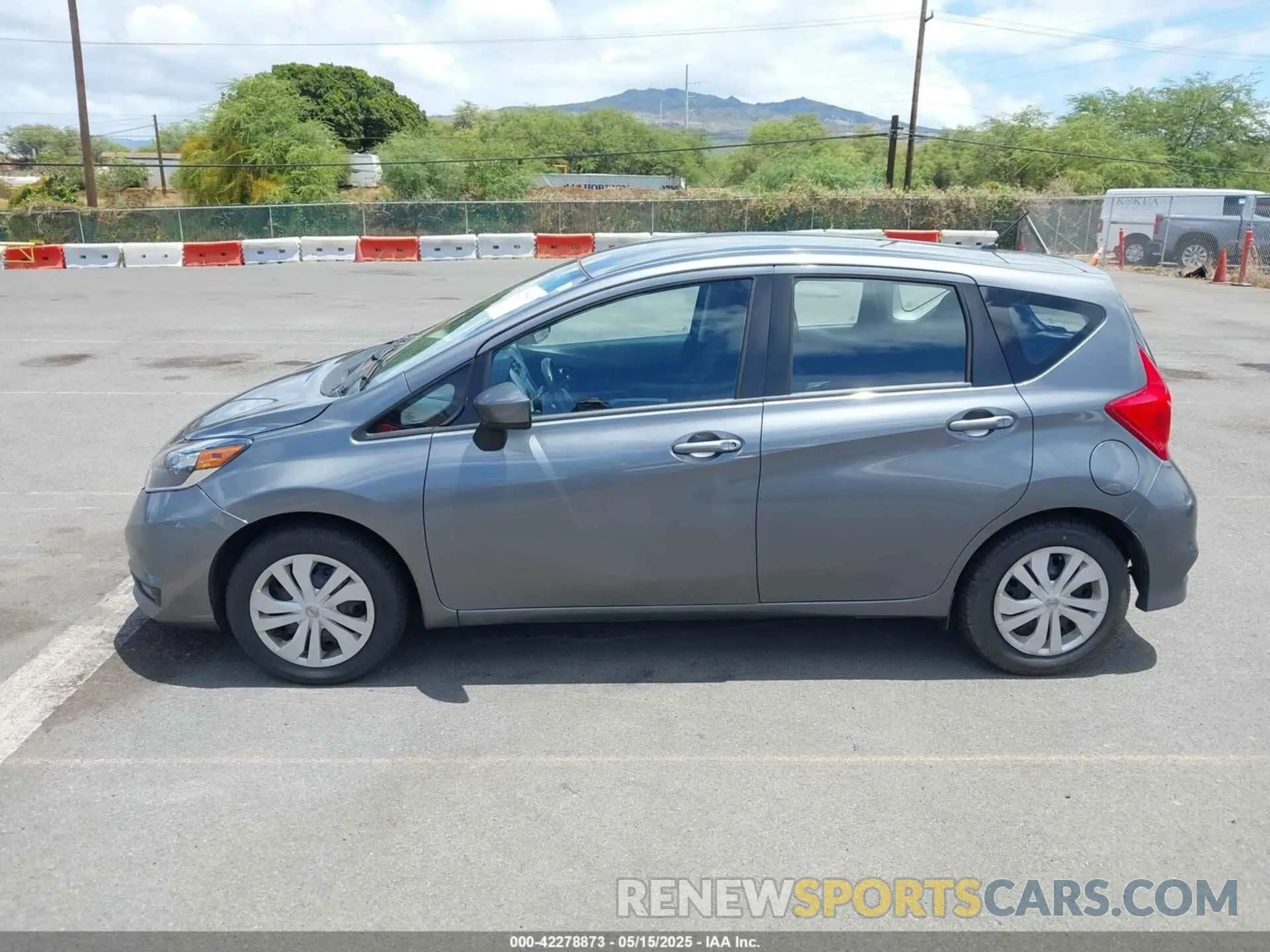 14 Photograph of a damaged car 3N1CE2CP7KL355730 NISSAN VERSA NOTE 2019
