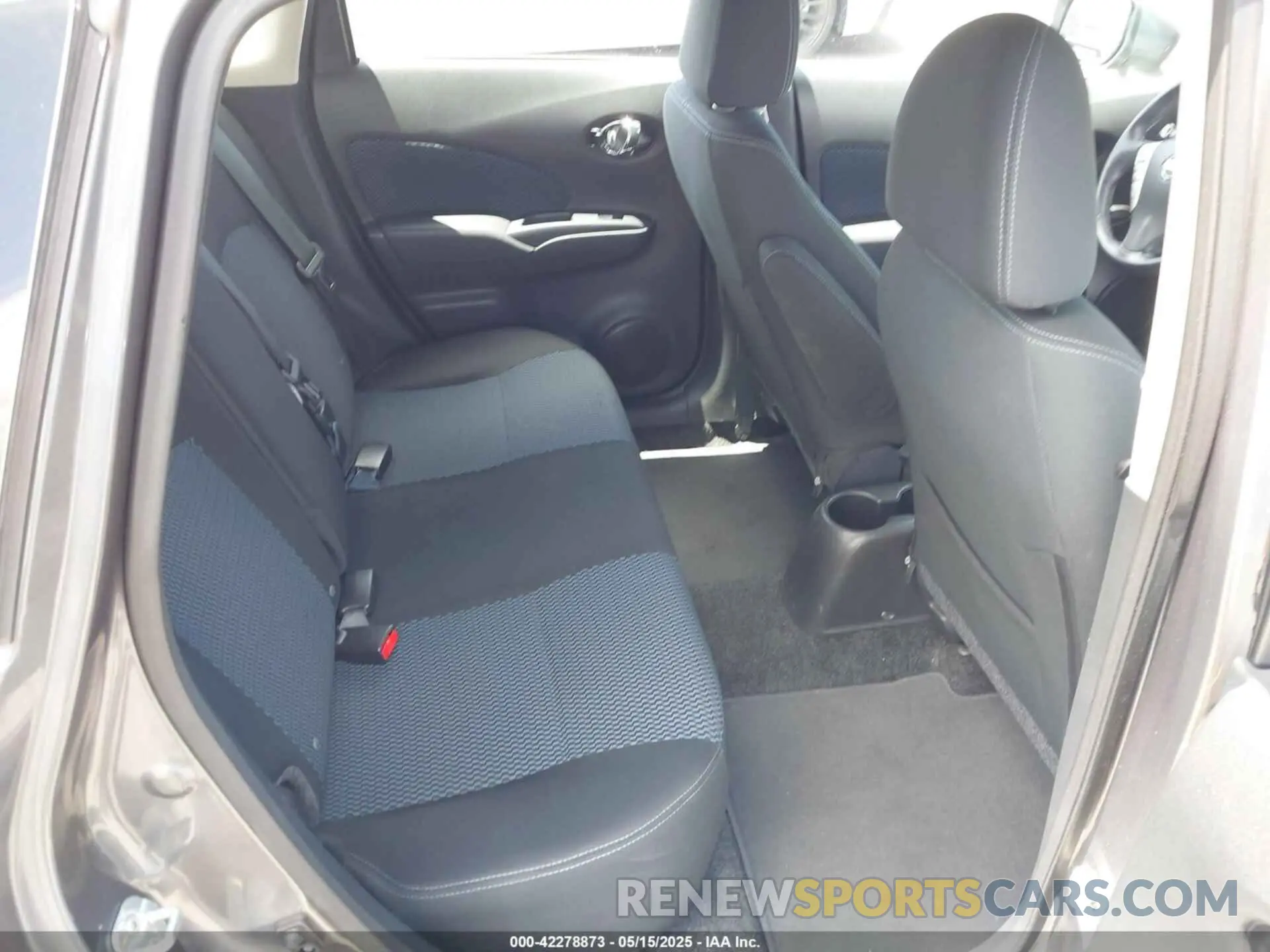 8 Photograph of a damaged car 3N1CE2CP7KL355730 NISSAN VERSA NOTE 2019