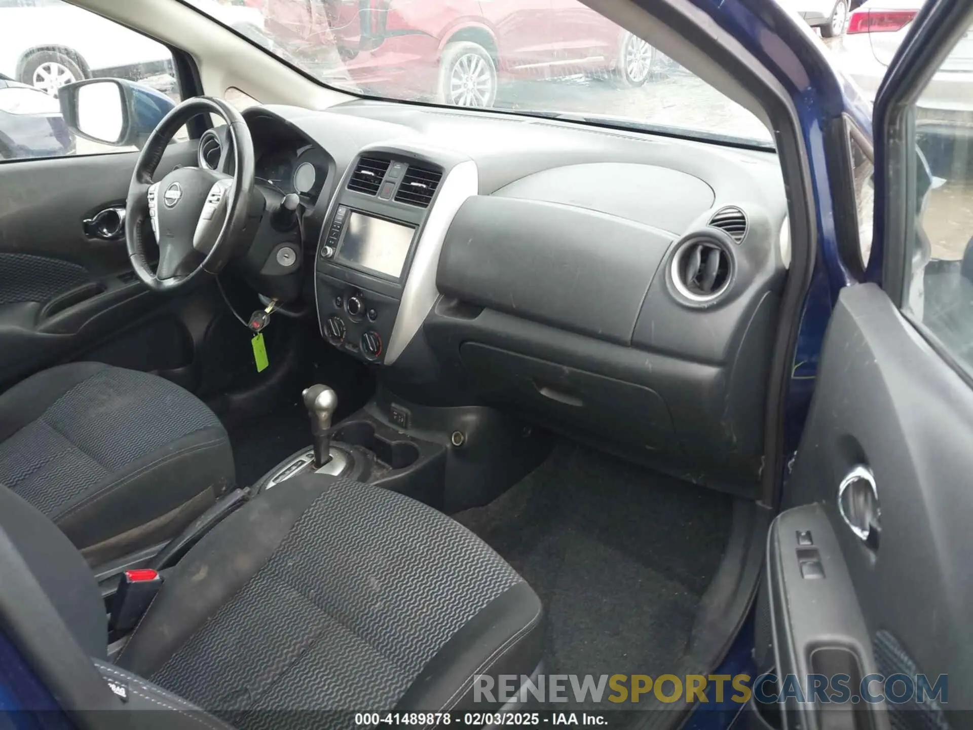 5 Photograph of a damaged car 3N1CE2CP7KL359051 NISSAN VERSA NOTE 2019