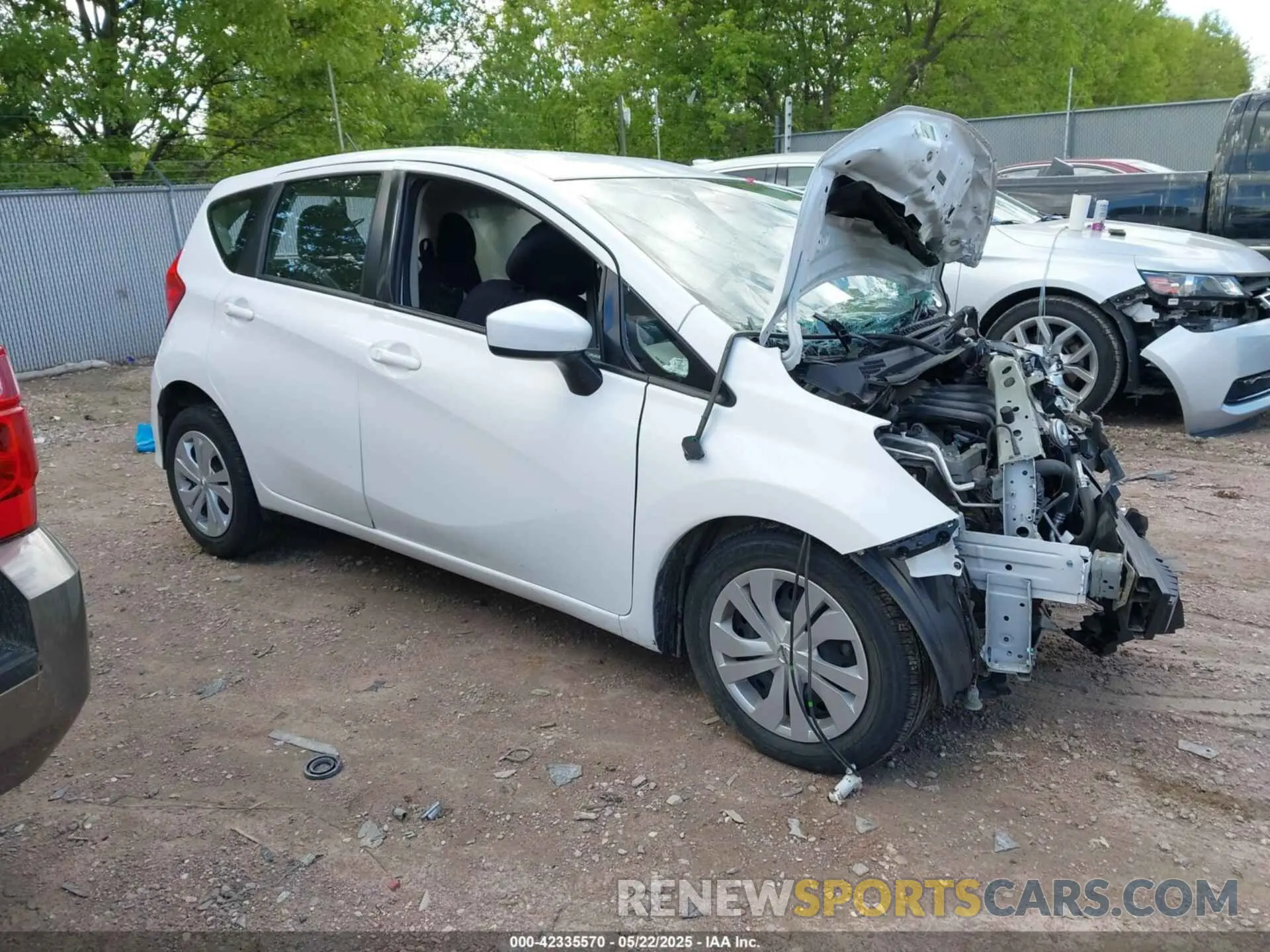1 Photograph of a damaged car 3N1CE2CP7KL366419 NISSAN VERSA NOTE 2019