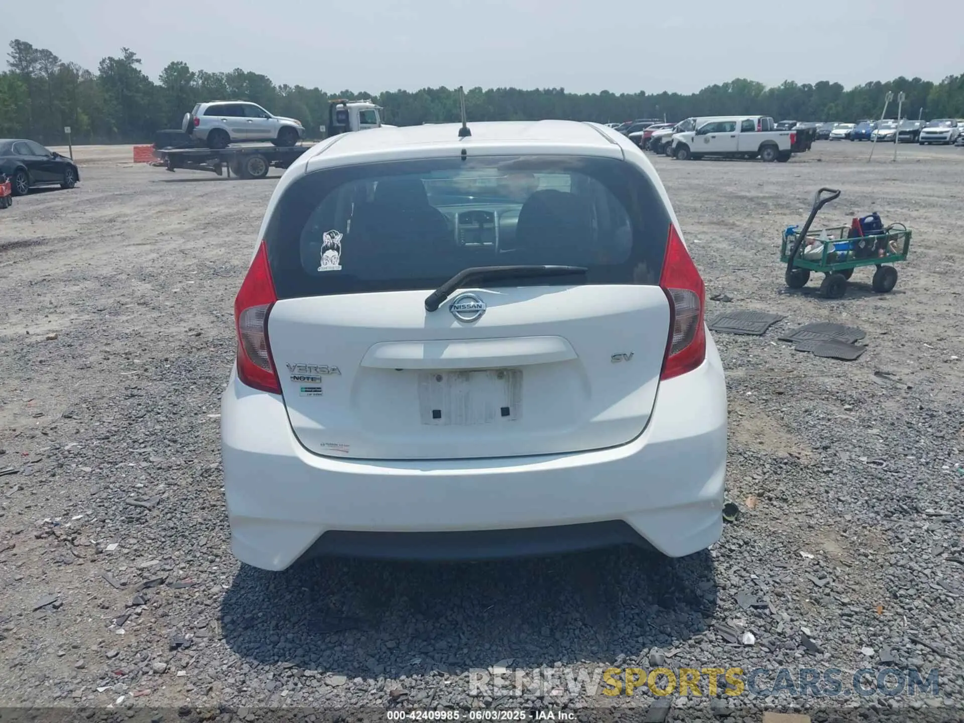 16 Photograph of a damaged car 3N1CE2CP8KL362007 NISSAN VERSA NOTE 2019
