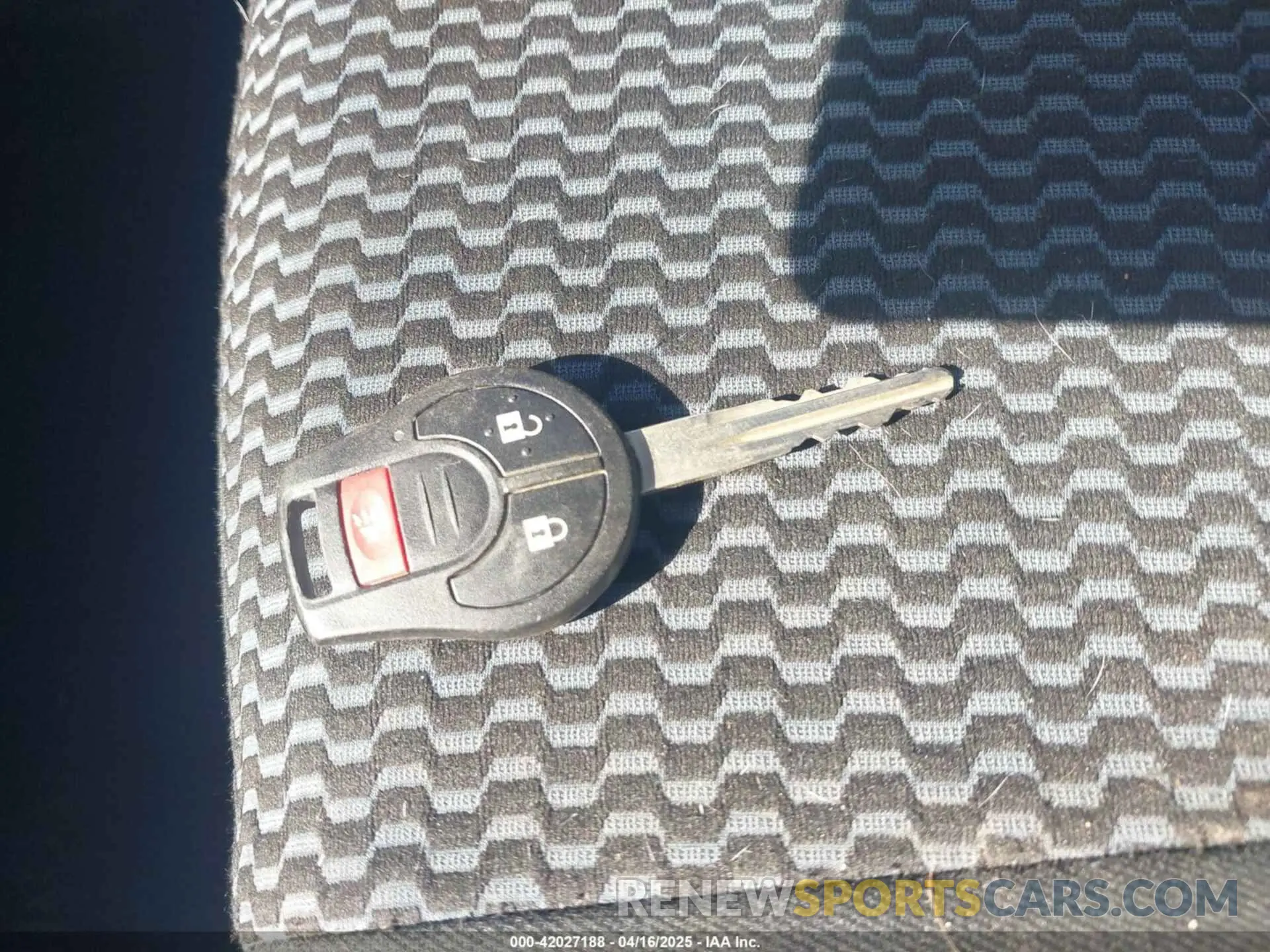 11 Photograph of a damaged car 3N1CE2CP8KL365103 NISSAN VERSA NOTE 2019