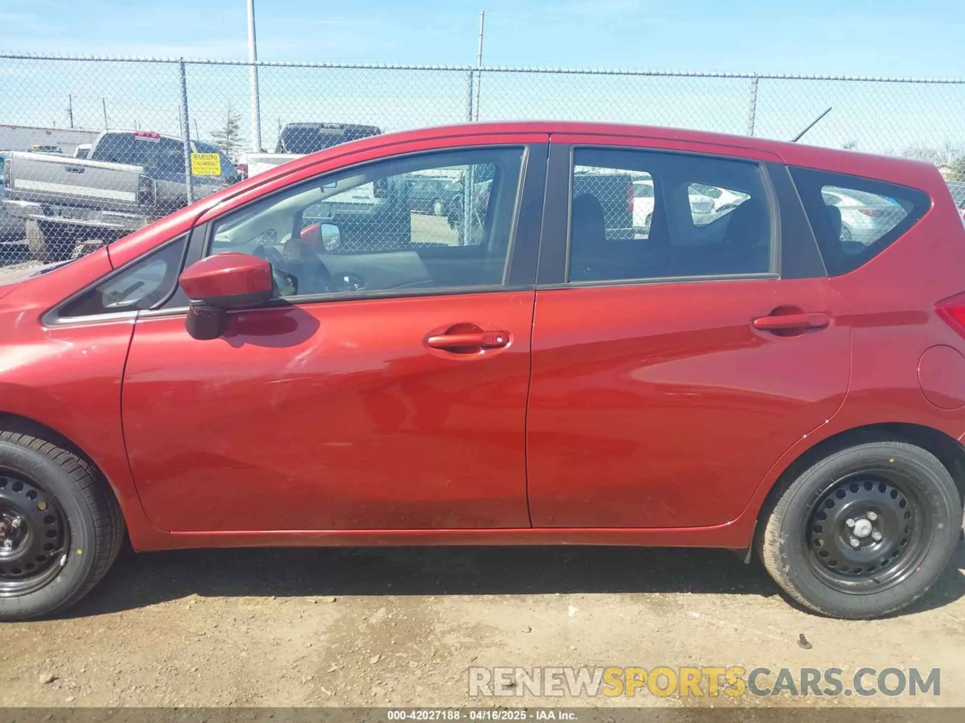 14 Photograph of a damaged car 3N1CE2CP8KL365103 NISSAN VERSA NOTE 2019