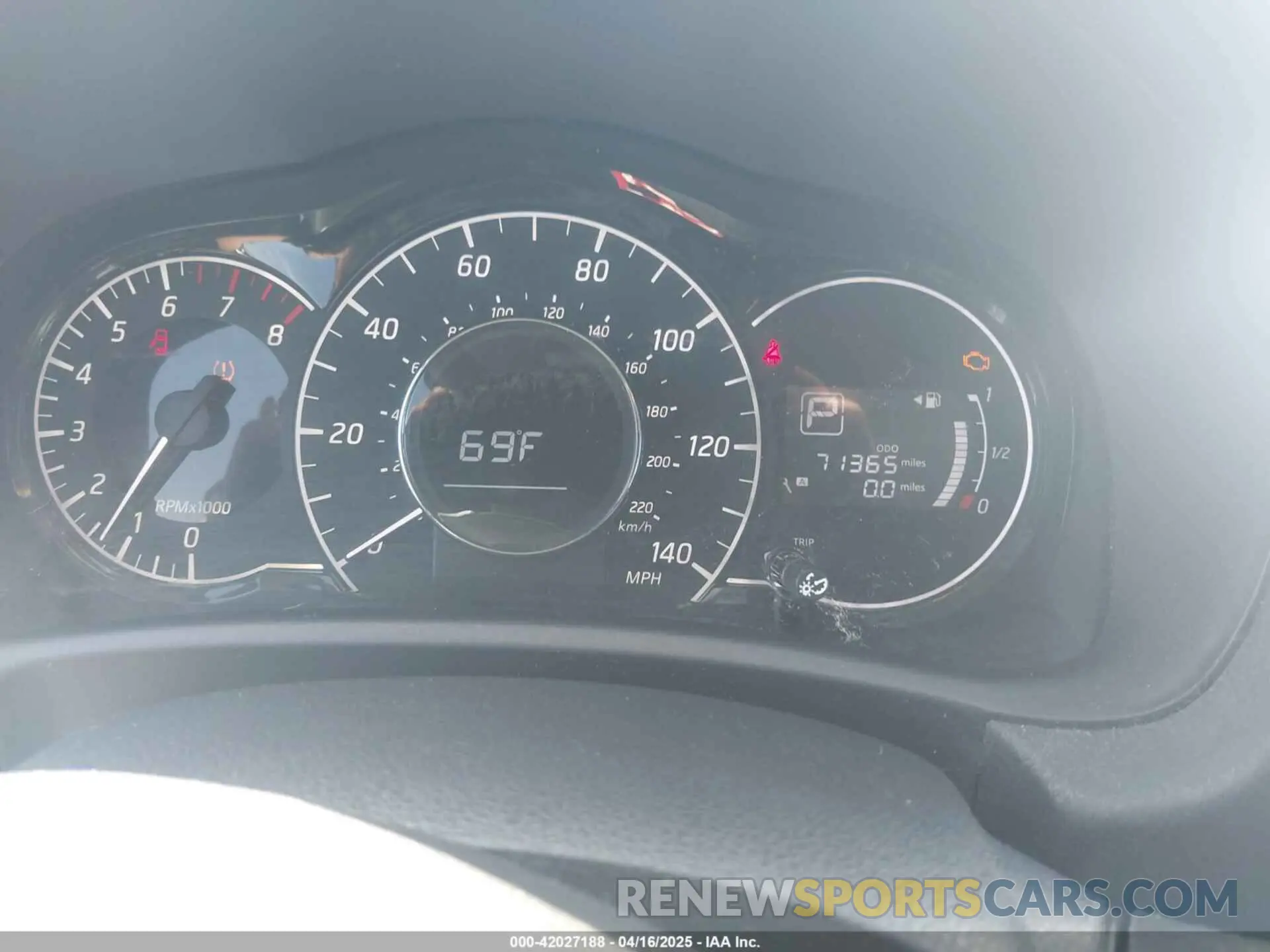 7 Photograph of a damaged car 3N1CE2CP8KL365103 NISSAN VERSA NOTE 2019