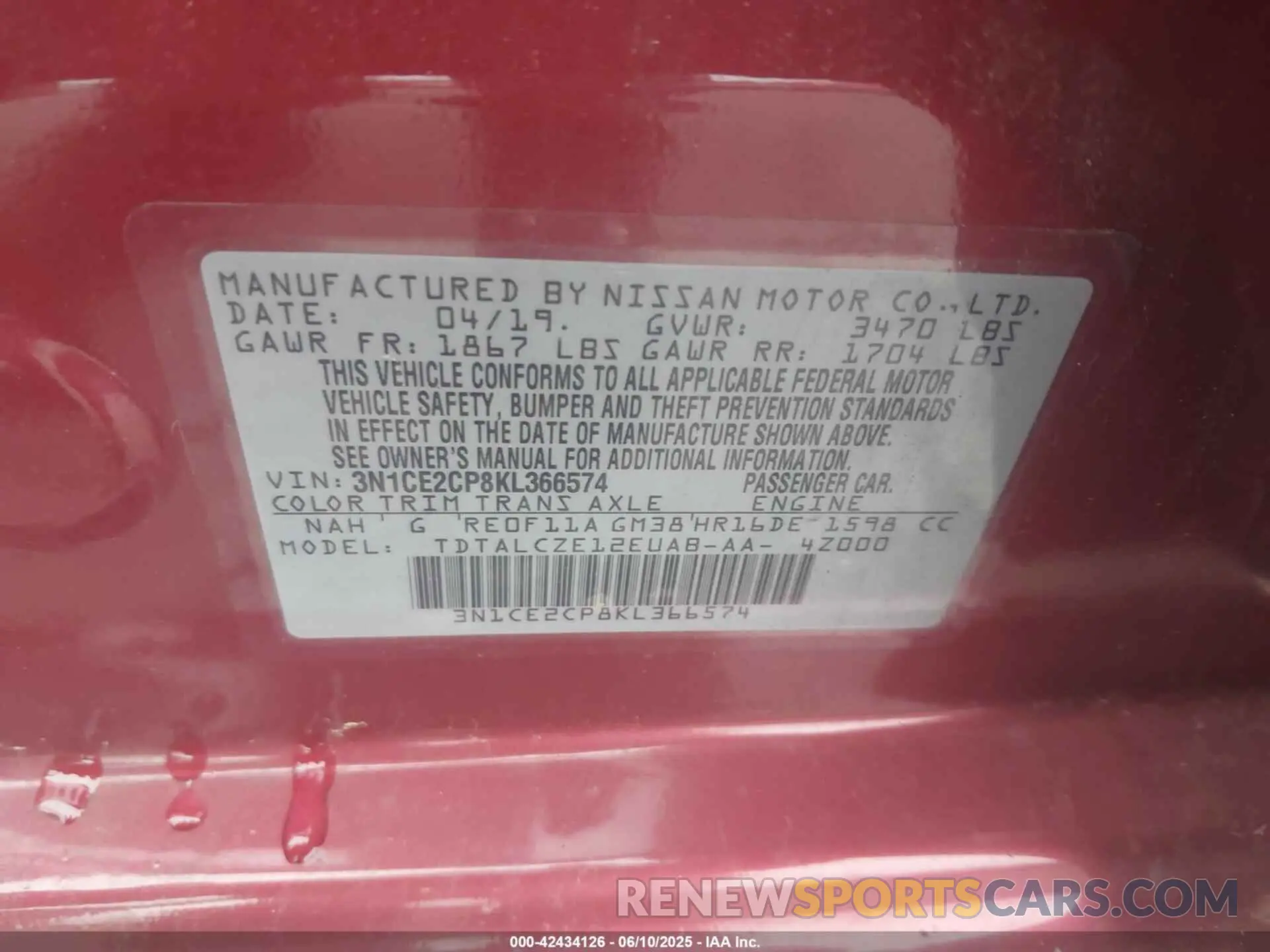 9 Photograph of a damaged car 3N1CE2CP8KL366574 NISSAN VERSA NOTE 2019