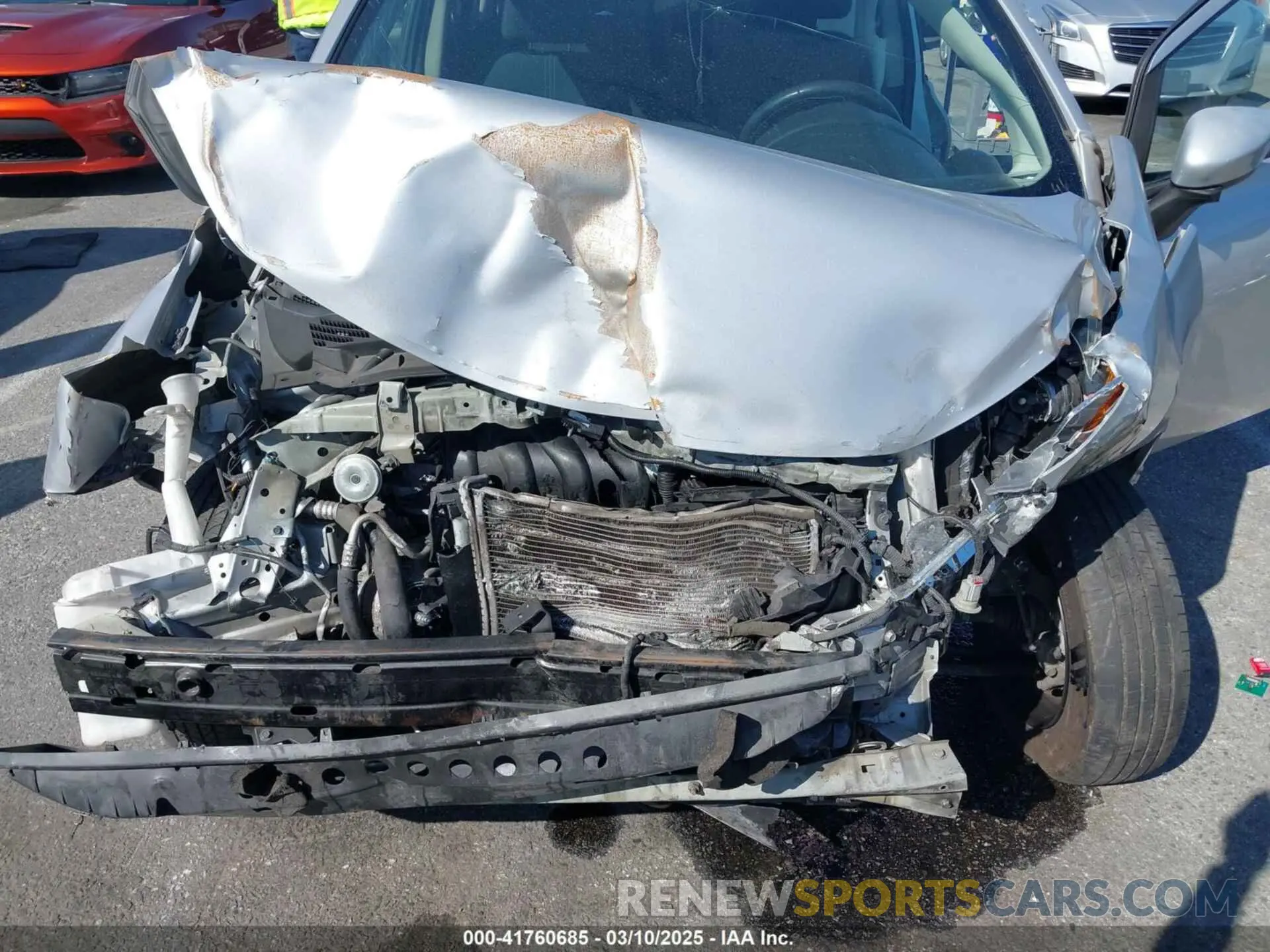 10 Photograph of a damaged car 3N1CE2CP9KL360038 NISSAN VERSA NOTE 2019
