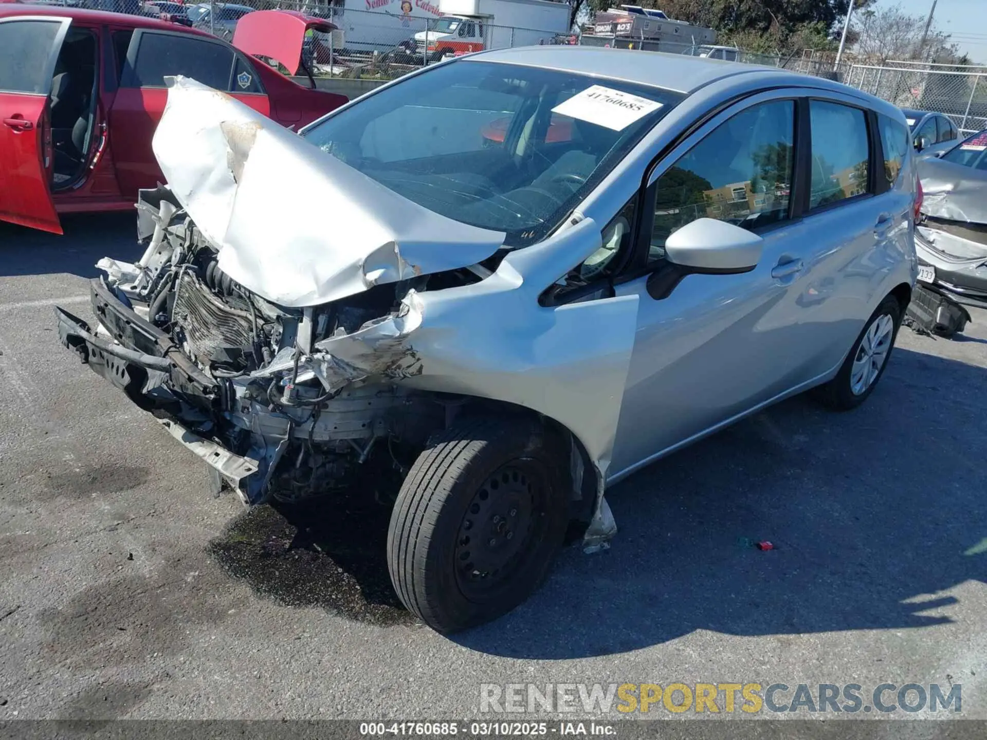 2 Photograph of a damaged car 3N1CE2CP9KL360038 NISSAN VERSA NOTE 2019