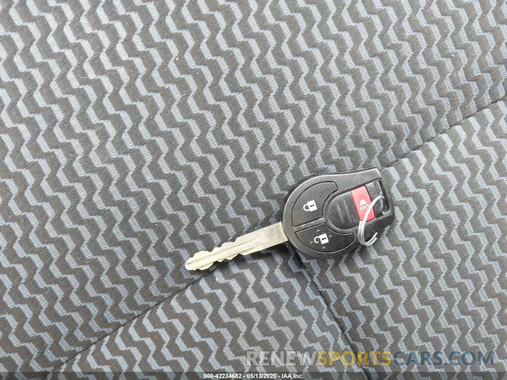 11 Photograph of a damaged car 3N1CE2CP9KL366468 NISSAN VERSA NOTE 2019