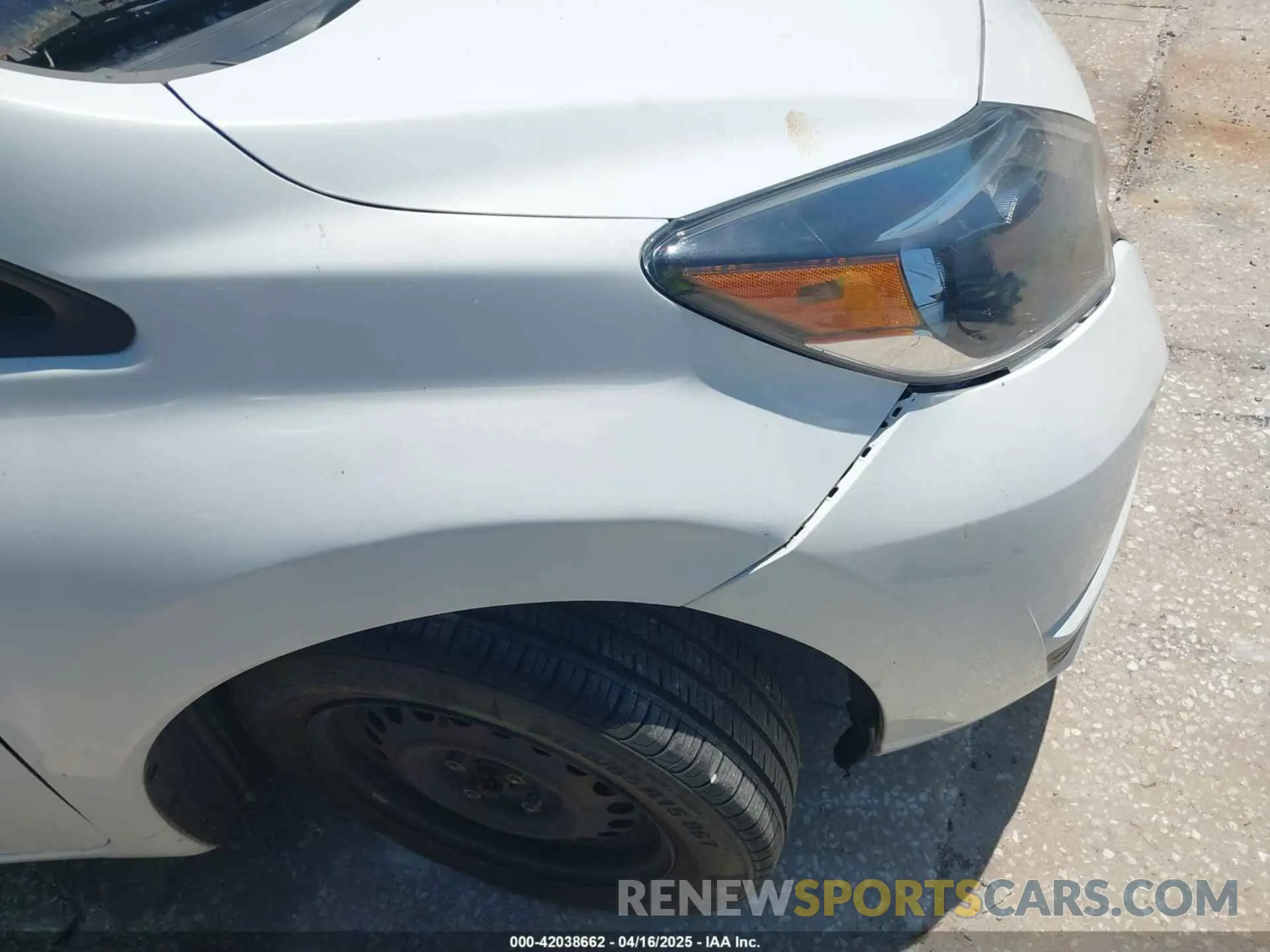 6 Photograph of a damaged car 3N1CE2CPXKL363899 NISSAN VERSA NOTE 2019