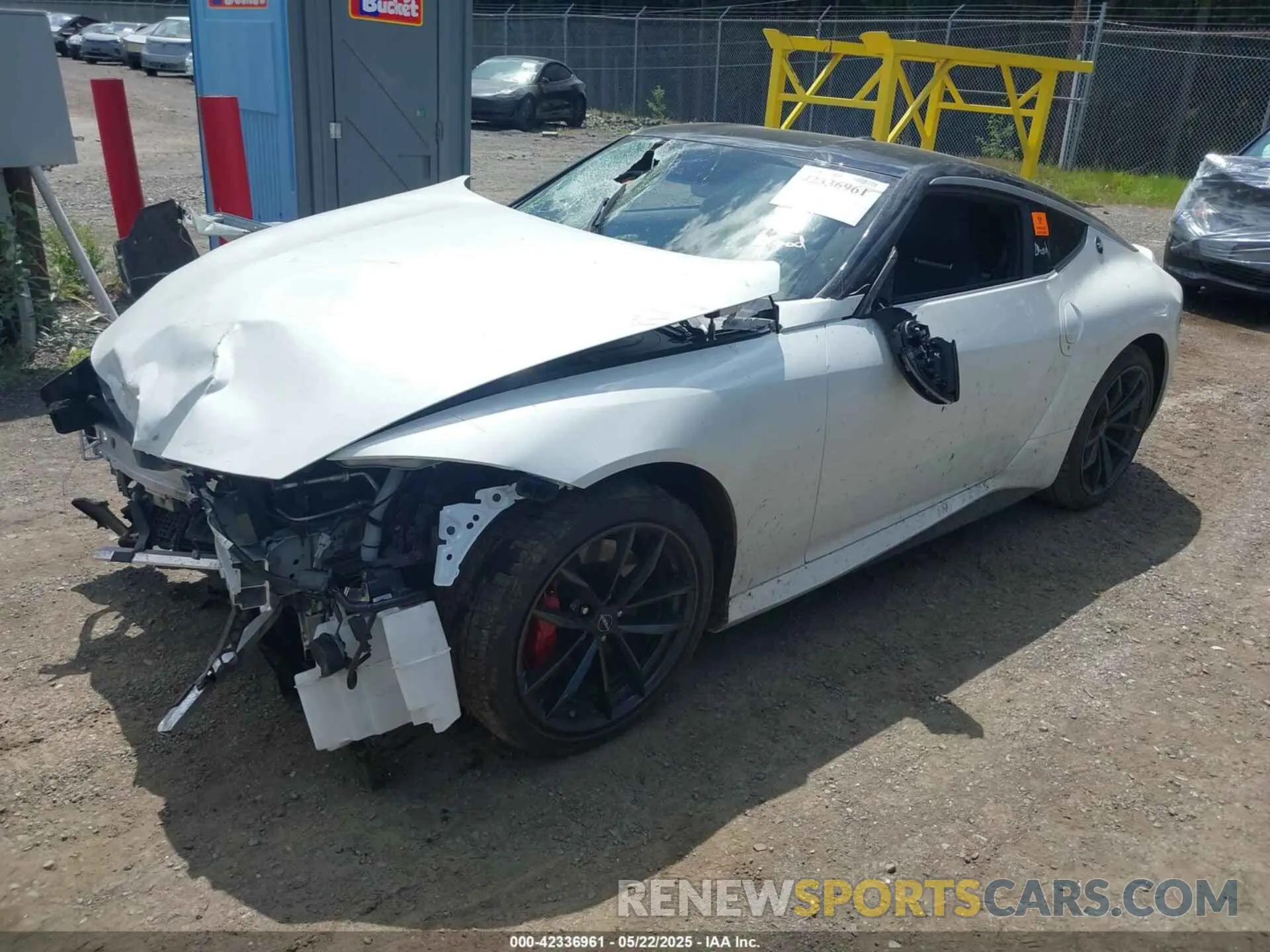 2 Photograph of a damaged car JN1BZ4BH2PM312173 NISSAN Z 2023