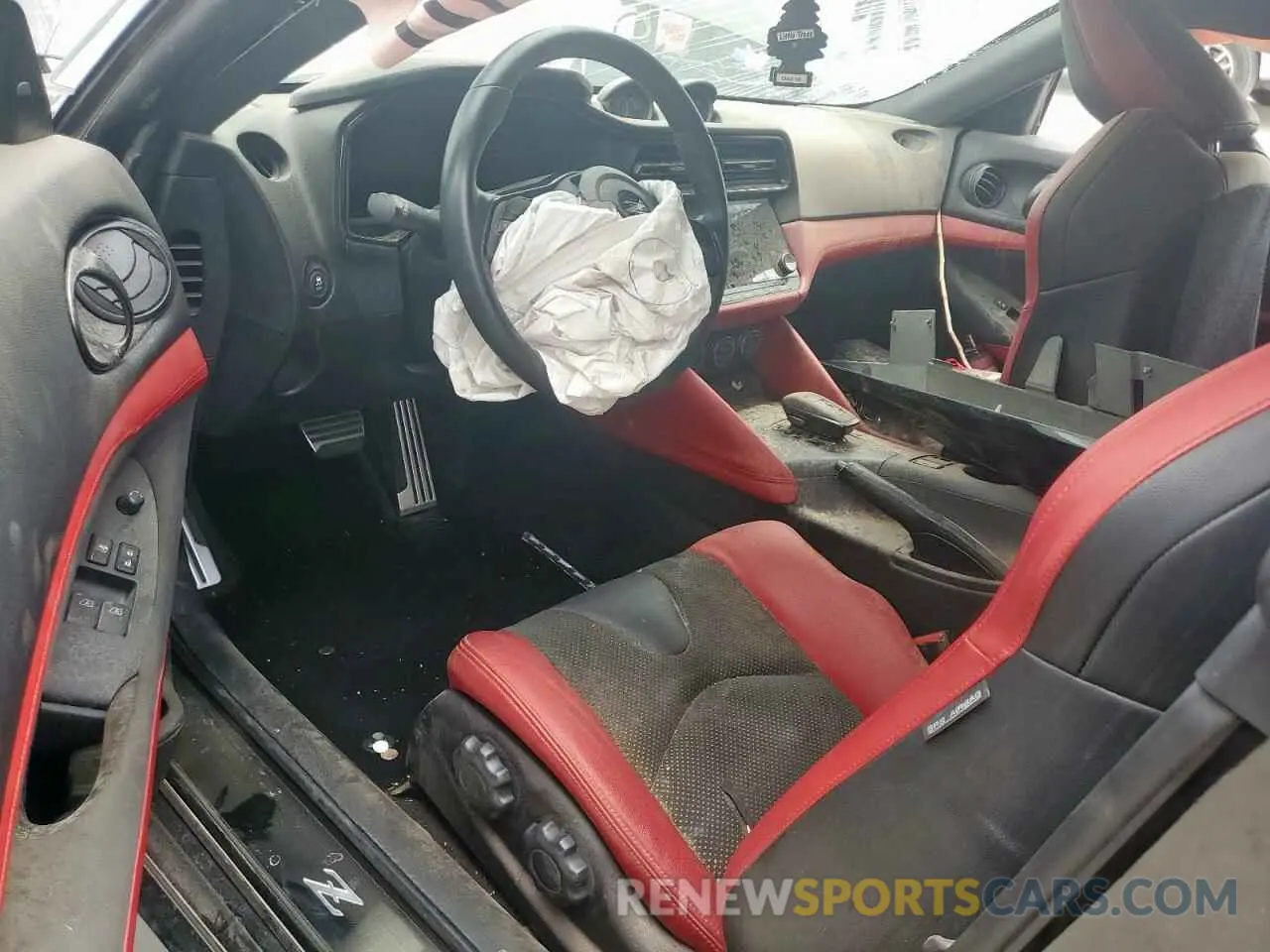 8 Photograph of a damaged car JN1BZ4BH7RM364076 NISSAN Z PERFORMA 2024
