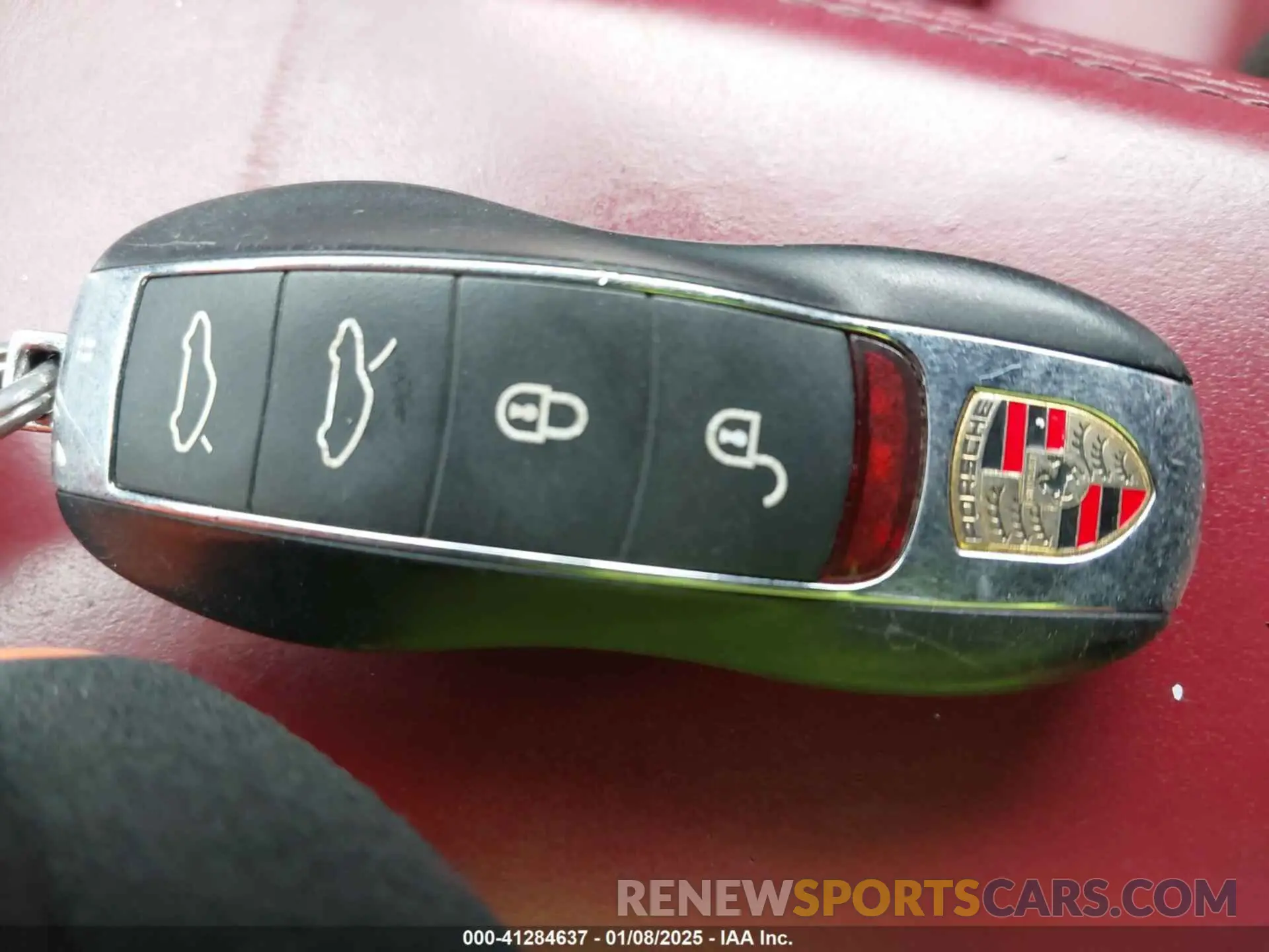 11 Photograph of a damaged car WP0CA2A84KS210215 PORSCHE 718 BOXSTER 2019