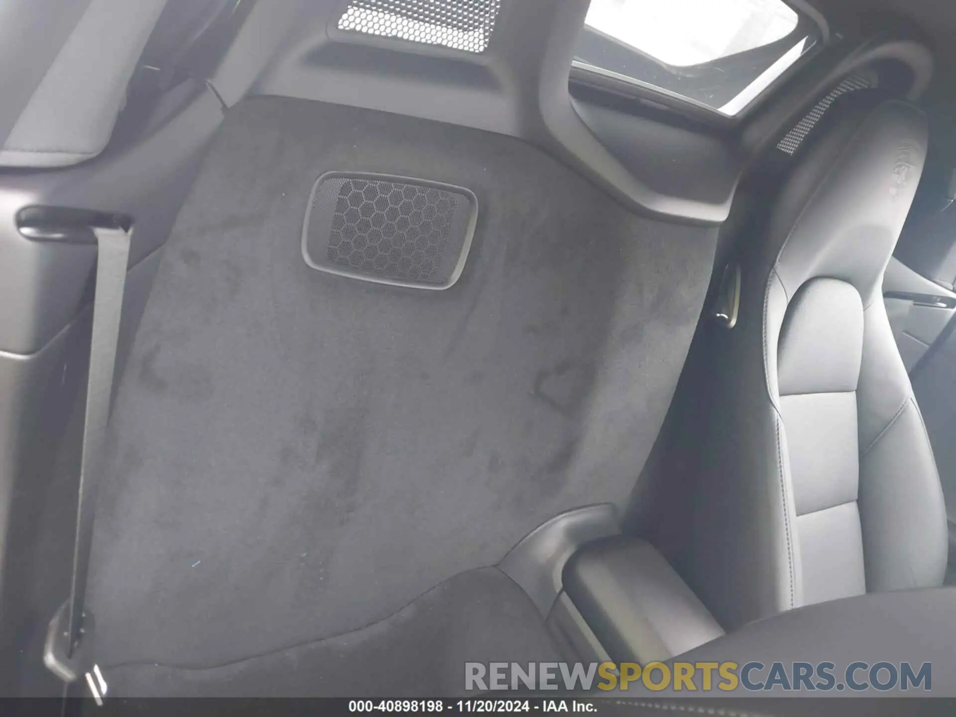 8 Photograph of a damaged car WP0CA2A80RK206110 PORSCHE 718 BOXSTER 2024