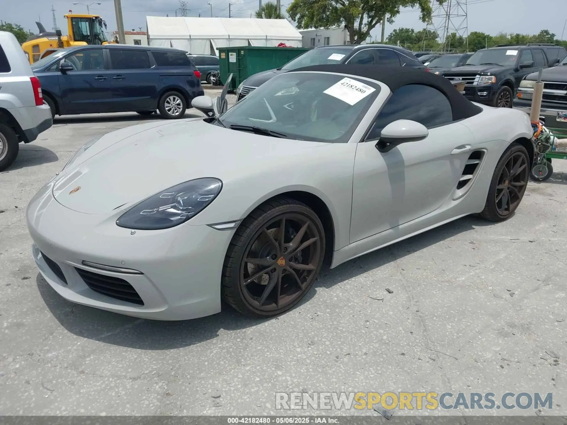 2 Photograph of a damaged car WP0CA2A84RK206112 PORSCHE 718 BOXSTER 2024