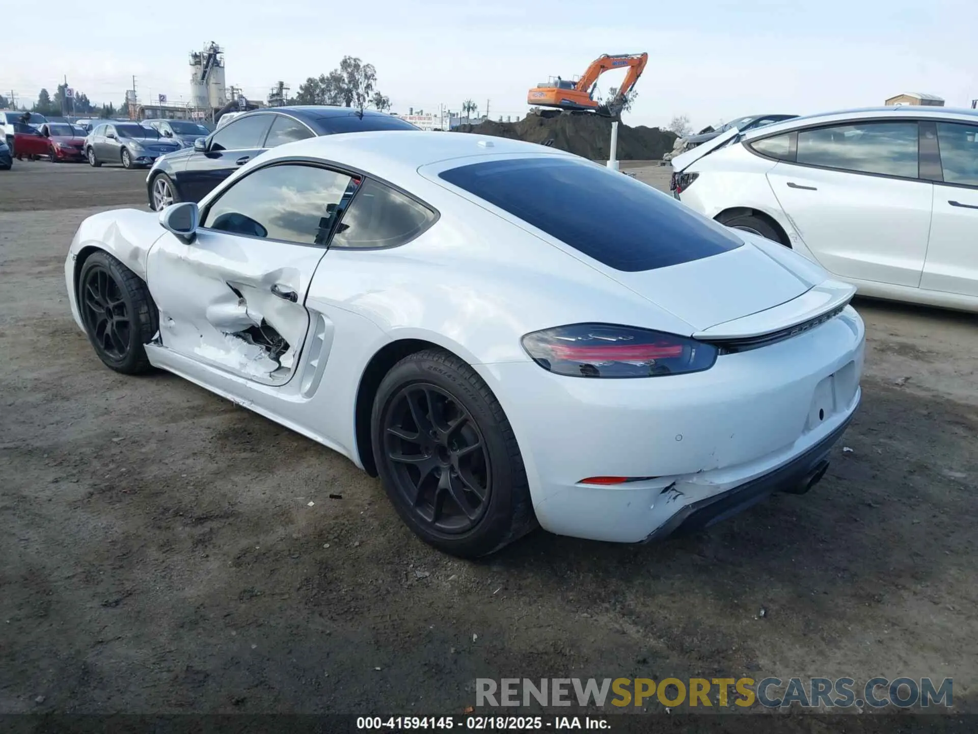 3 Photograph of a damaged car WP0AA2A81KS260125 PORSCHE 718 CAYMAN 2019