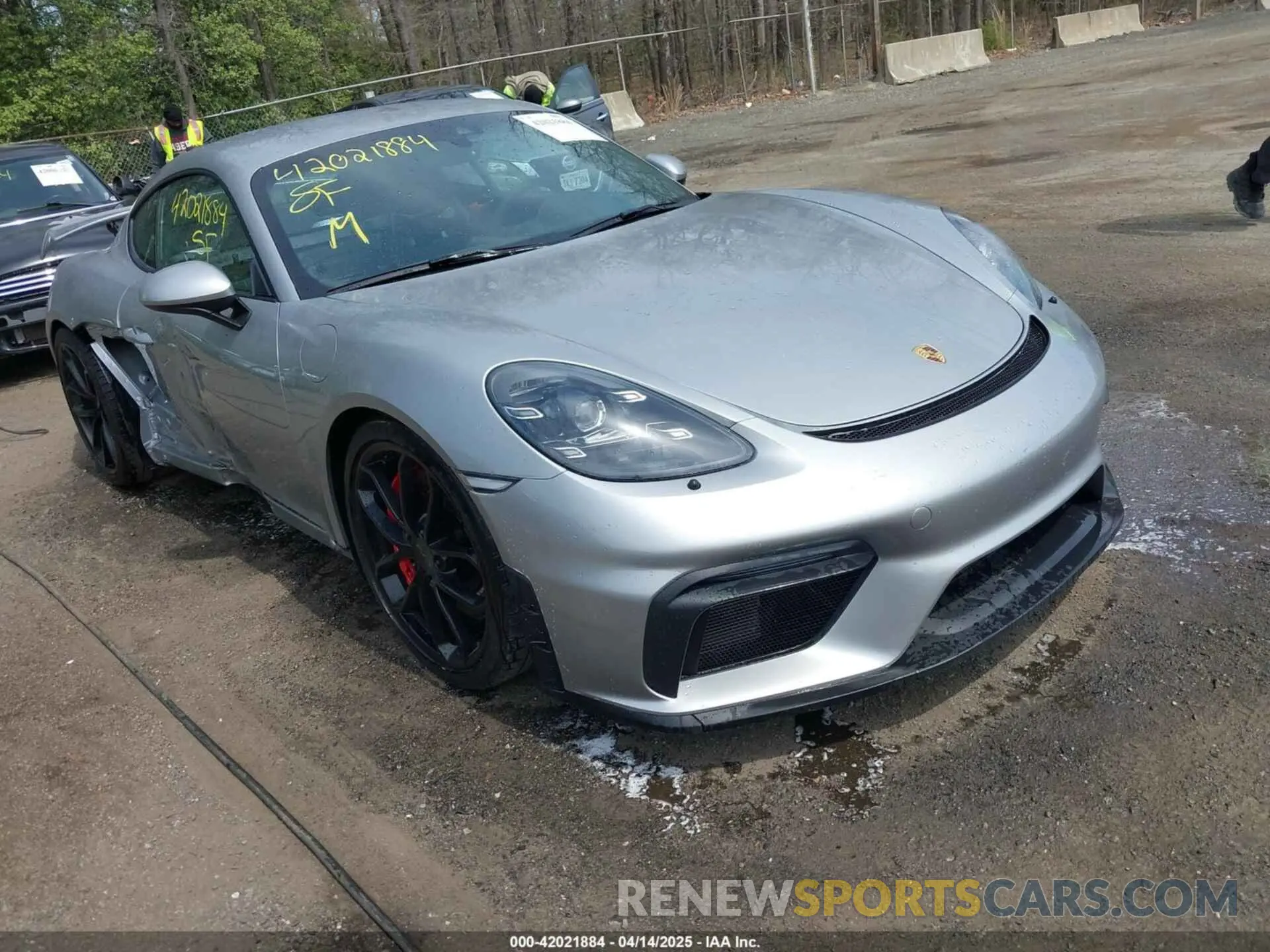 1 Photograph of a damaged car WP0AC2A82LK289130 PORSCHE 718 CAYMAN 2020