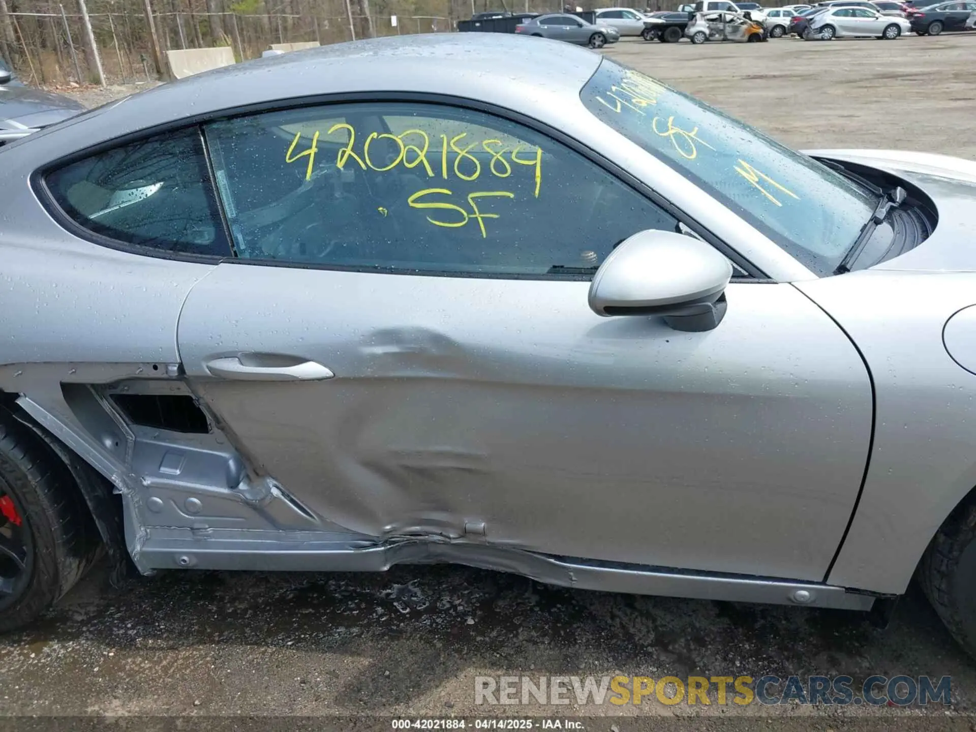 13 Photograph of a damaged car WP0AC2A82LK289130 PORSCHE 718 CAYMAN 2020