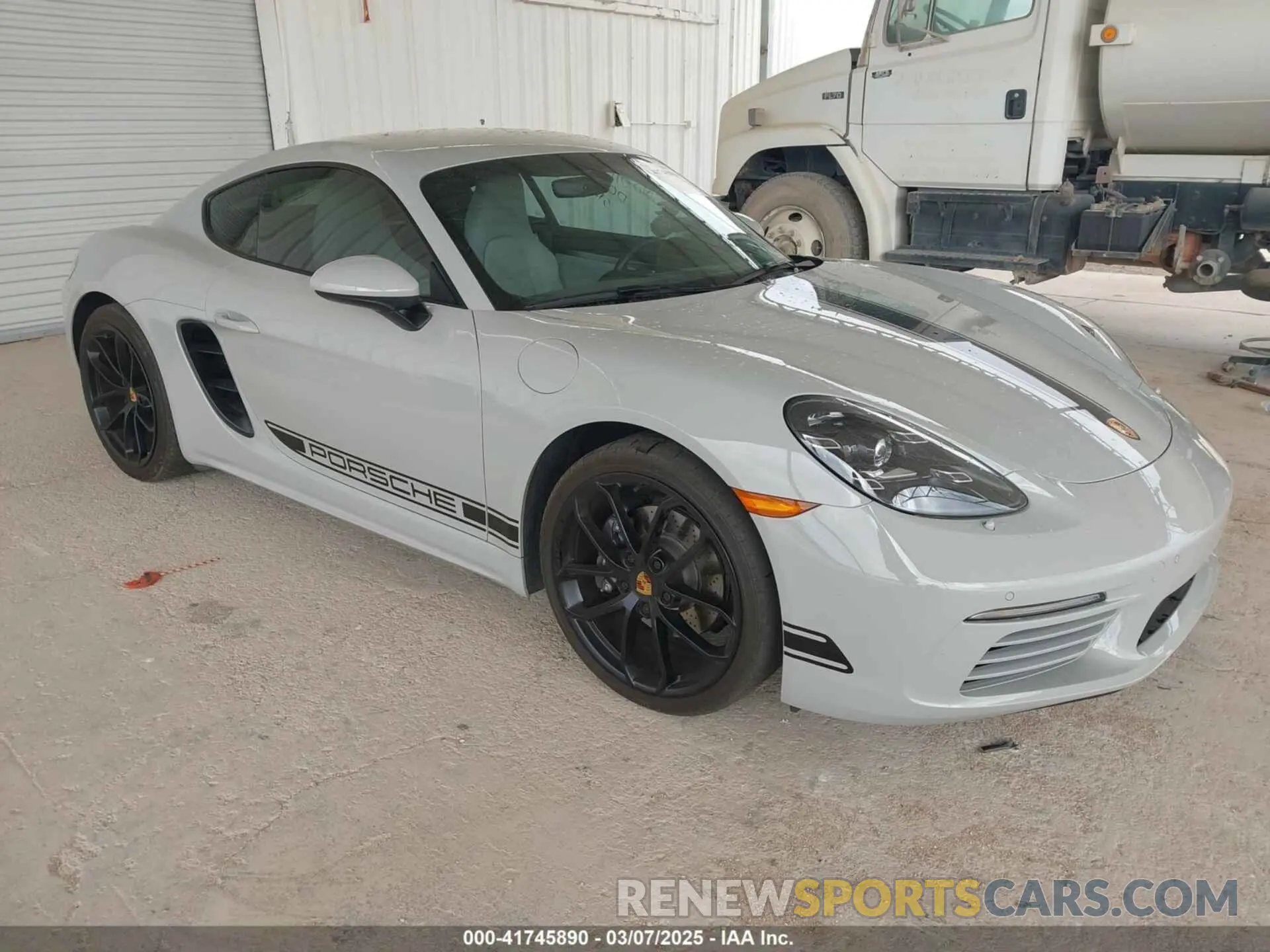 1 Photograph of a damaged car WP0AA2A83RK255017 PORSCHE 718 CAYMAN 2024
