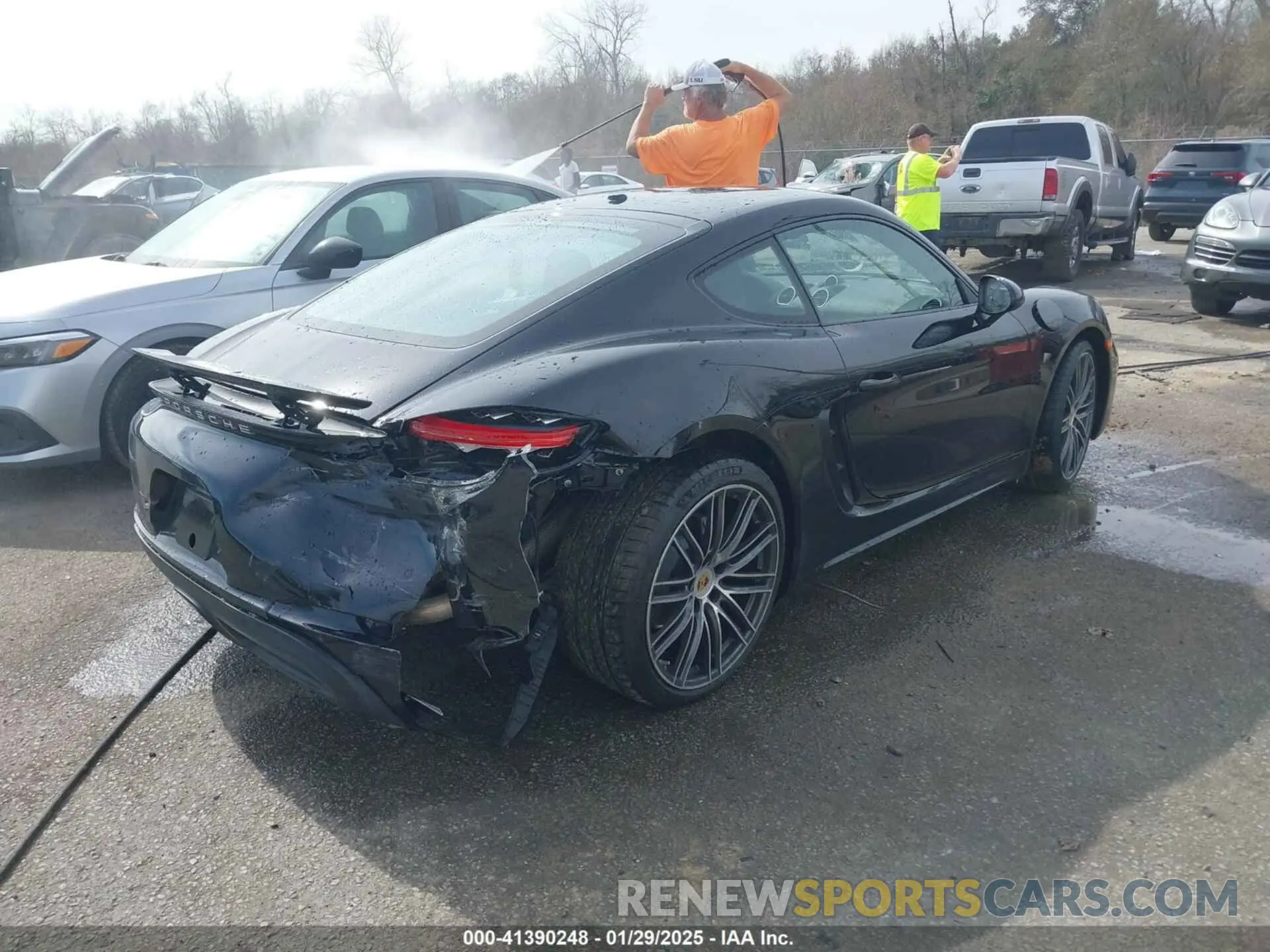 4 Photograph of a damaged car WP0AA2A89RK255443 PORSCHE 718 CAYMAN 2024