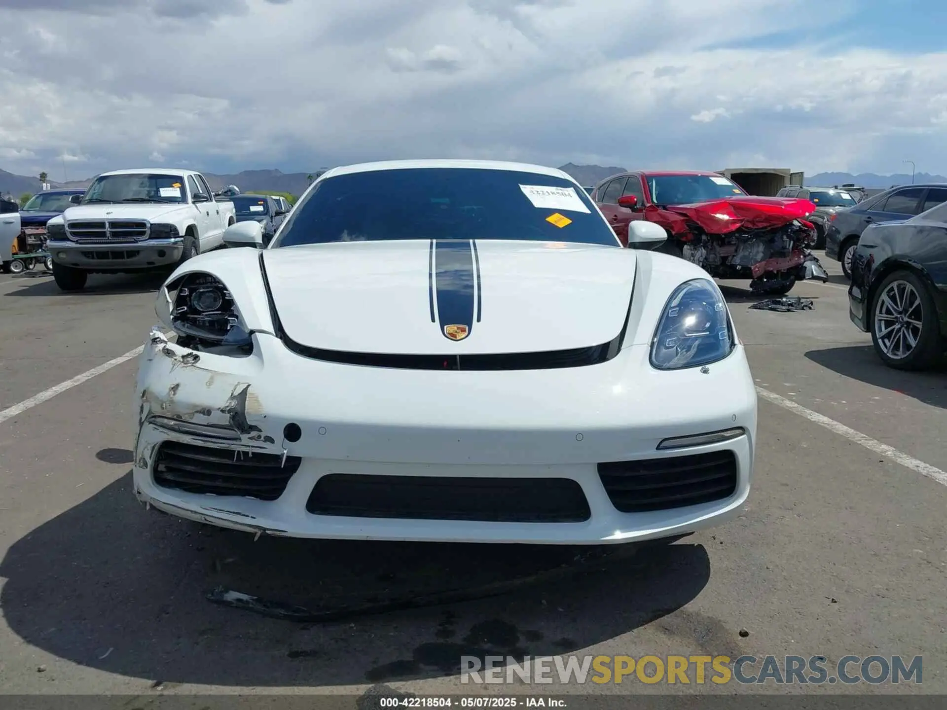 12 Photograph of a damaged car WP0AA2A83SK255637 PORSCHE 718 CAYMAN 2025