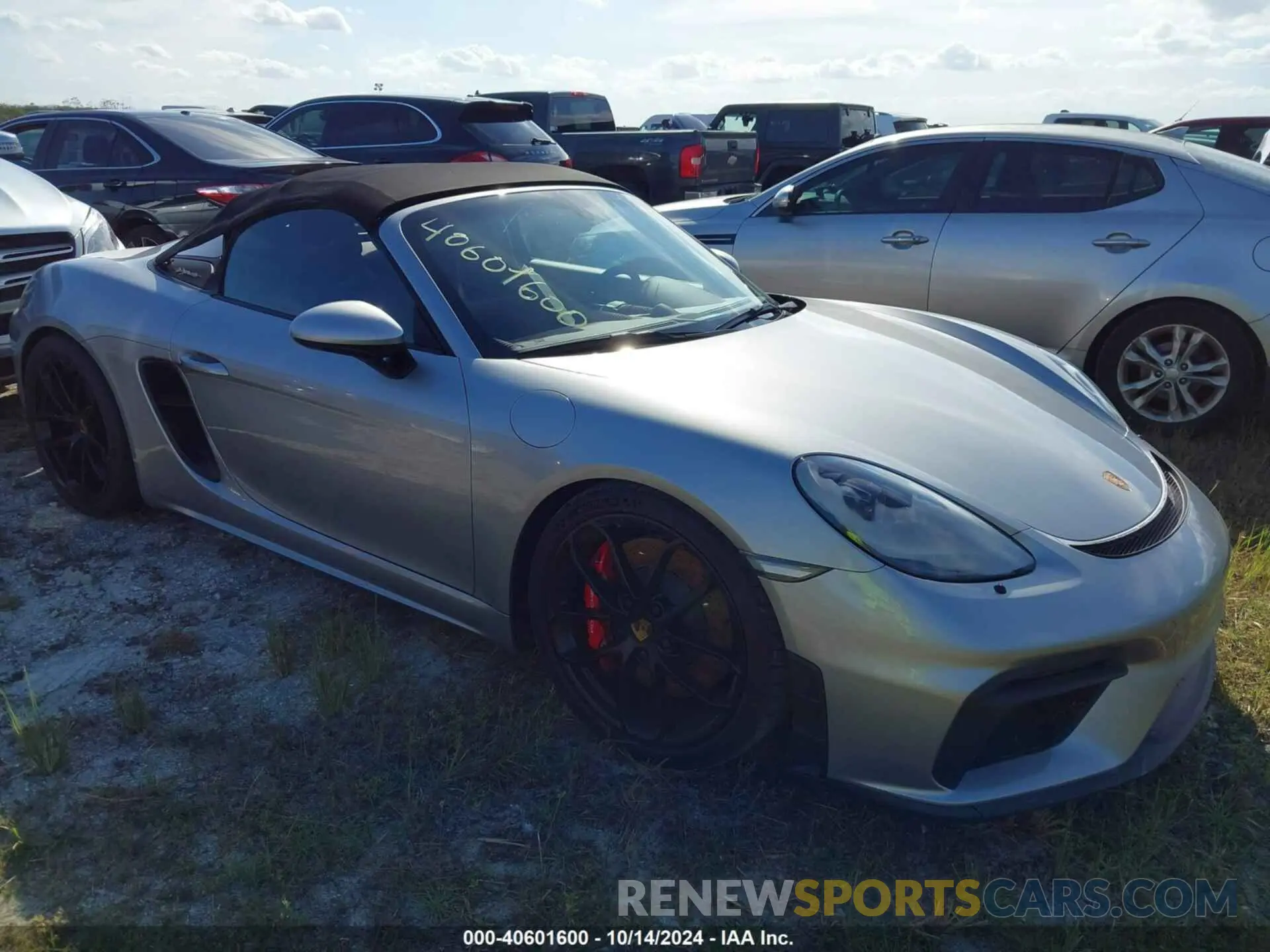 1 Photograph of a damaged car WP0CC2A86MS240197 PORSCHE 718 SPYDER 2021