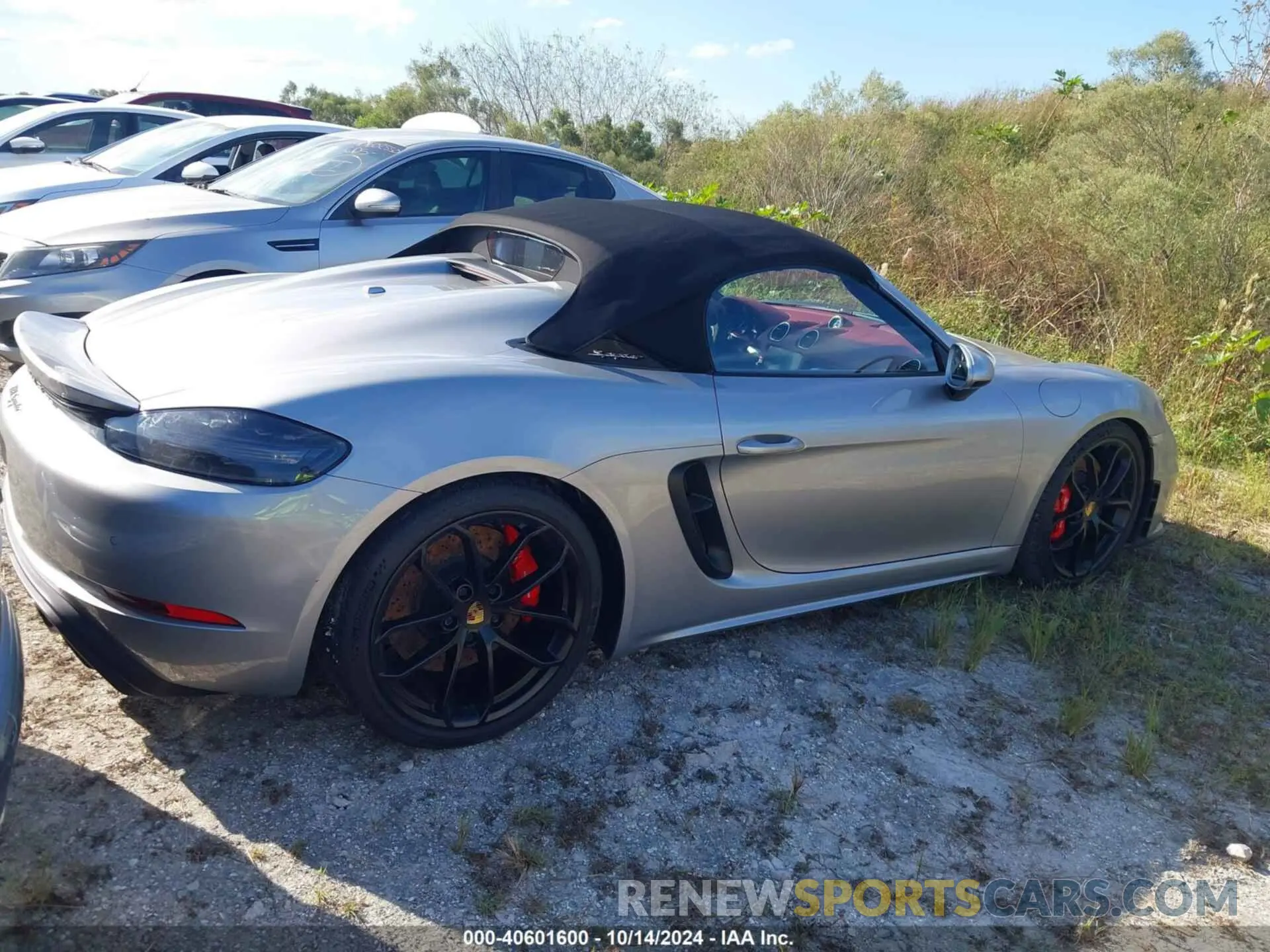 4 Photograph of a damaged car WP0CC2A86MS240197 PORSCHE 718 SPYDER 2021