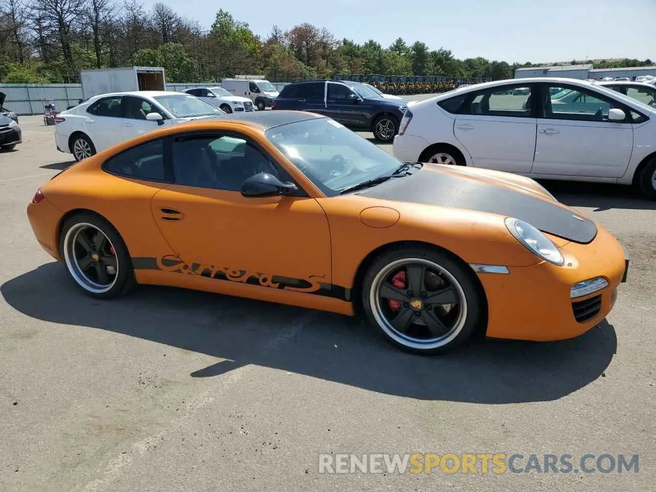4 Photograph of a damaged car WP0AB29939S721135 PORSCHE 911 2009