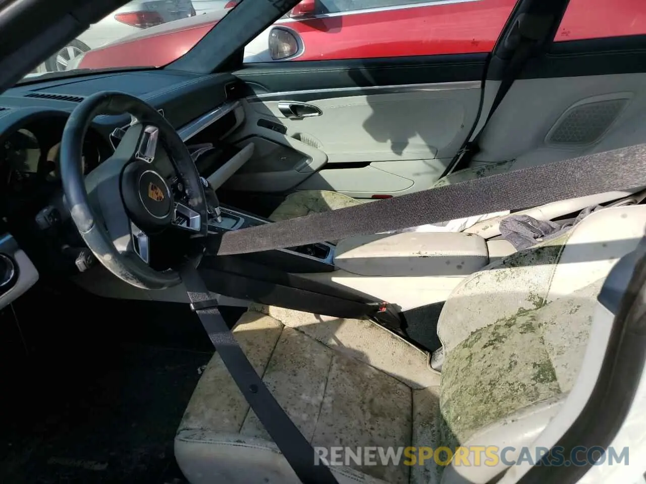 7 Photograph of a damaged car WP0AA2A9XKS104030 PORSCHE 911 2019