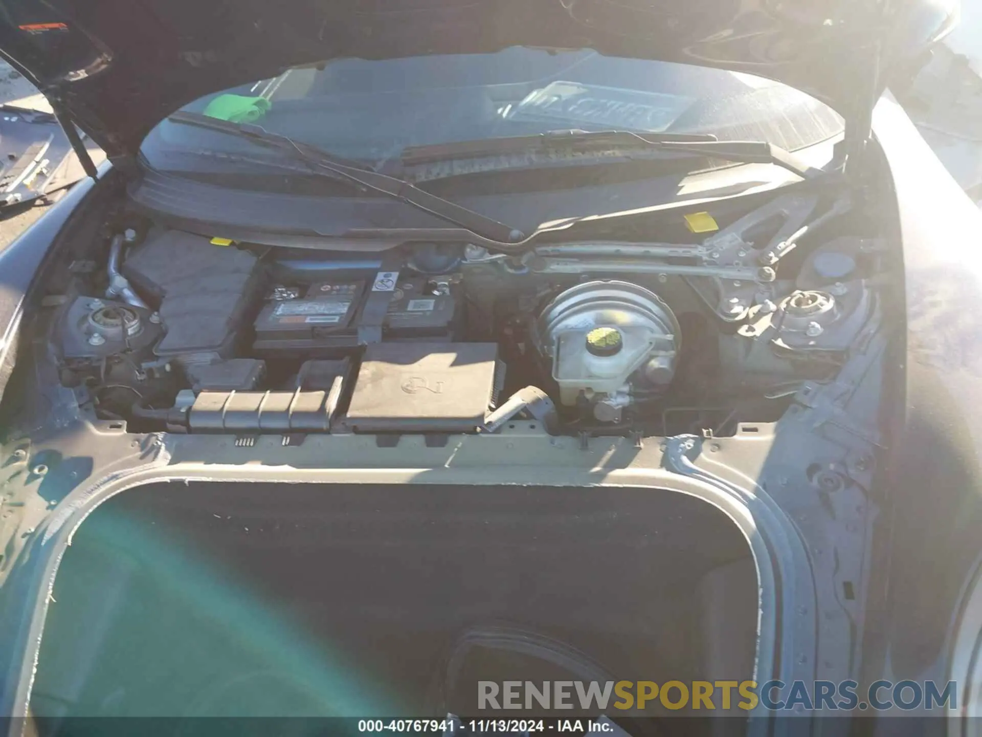 10 Photograph of a damaged car WP0AB2A96KS115393 PORSCHE 911 2019