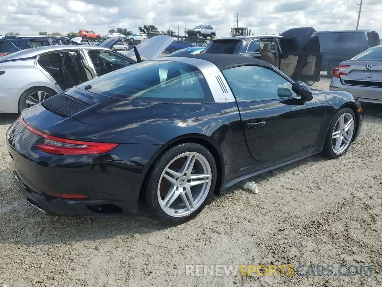 3 Photograph of a damaged car WP0BA2A99KS120126 PORSCHE 911 2019