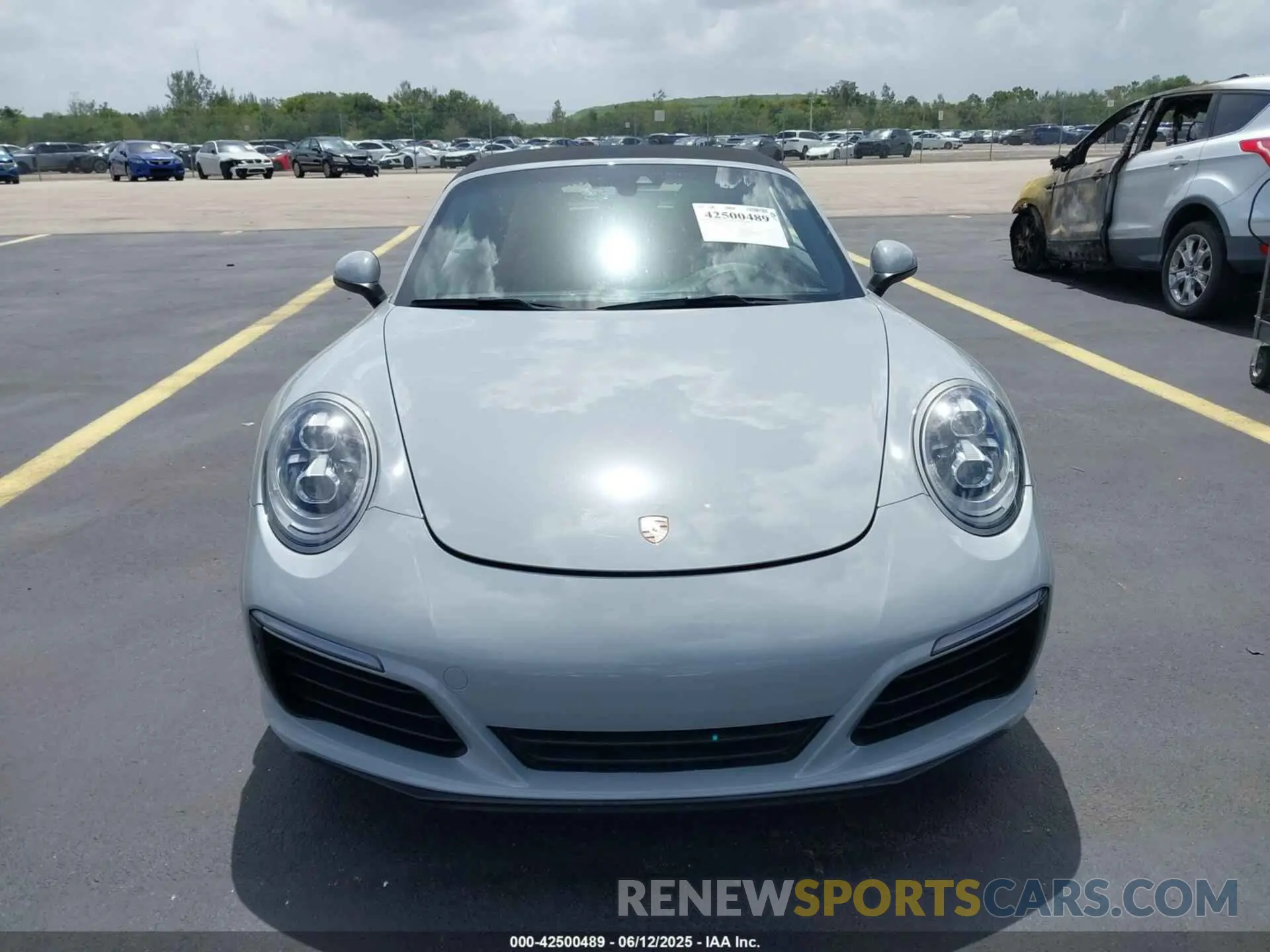 12 Photograph of a damaged car WP0CA2A98KS129145 PORSCHE 911 2019