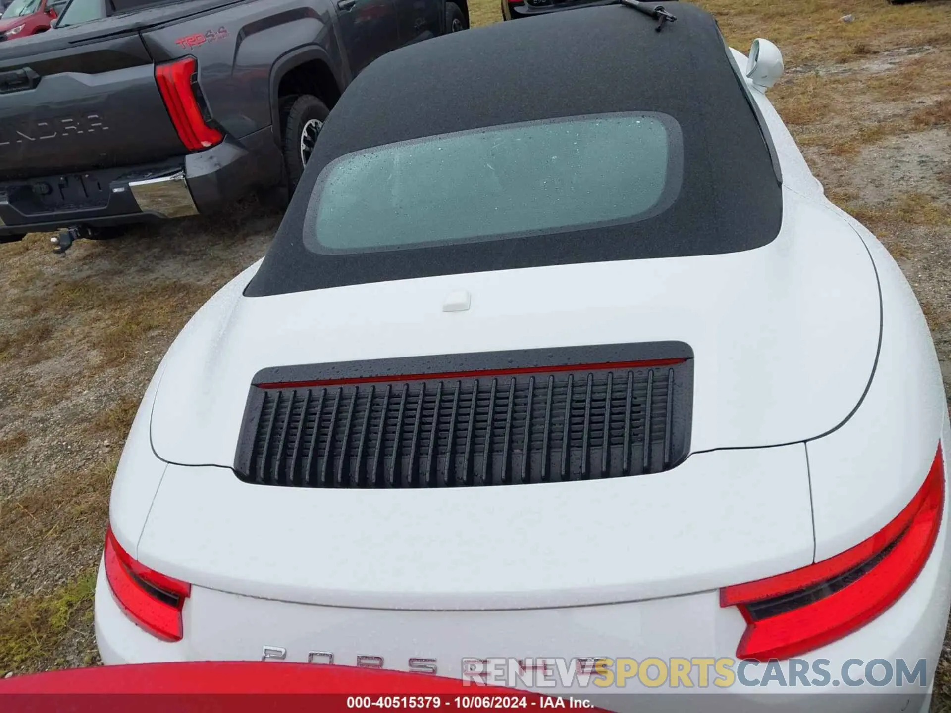 16 Photograph of a damaged car WP0CA2A98KS129419 PORSCHE 911 2019