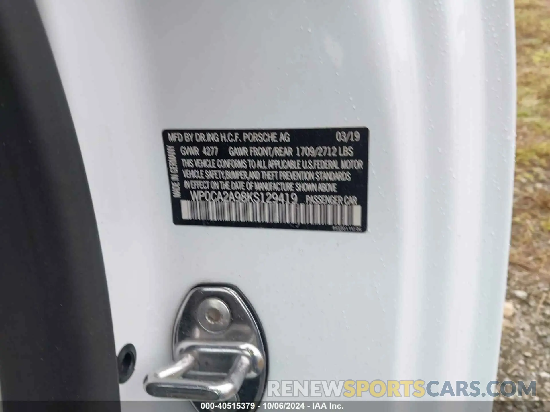 9 Photograph of a damaged car WP0CA2A98KS129419 PORSCHE 911 2019