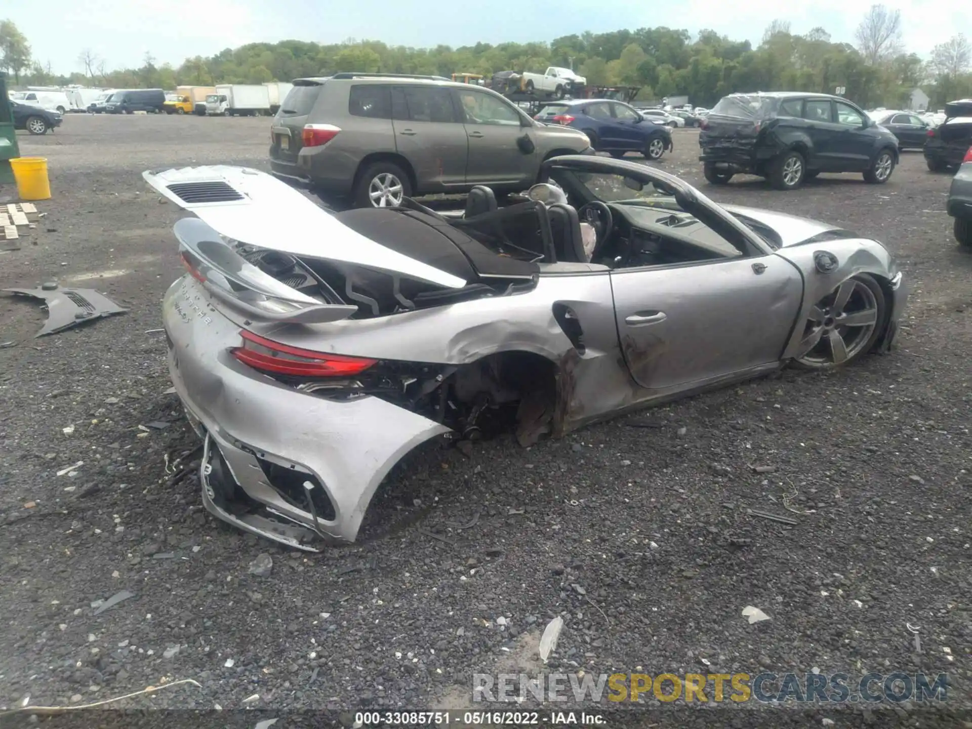 4 Photograph of a damaged car WP0CD2A92KS144988 PORSCHE 911 2019