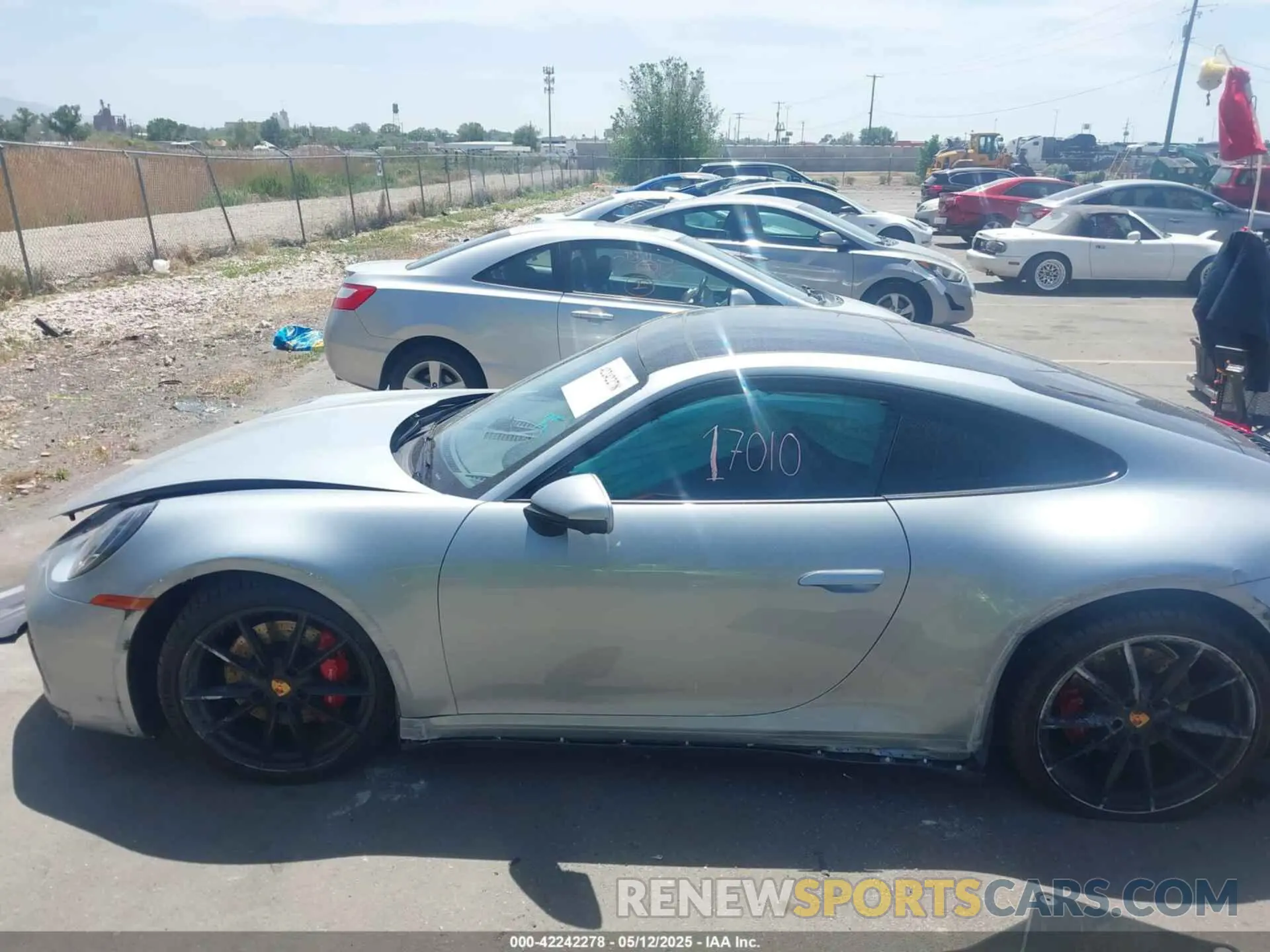 14 Photograph of a damaged car WP0AB2A90LS229570 PORSCHE 911 2020