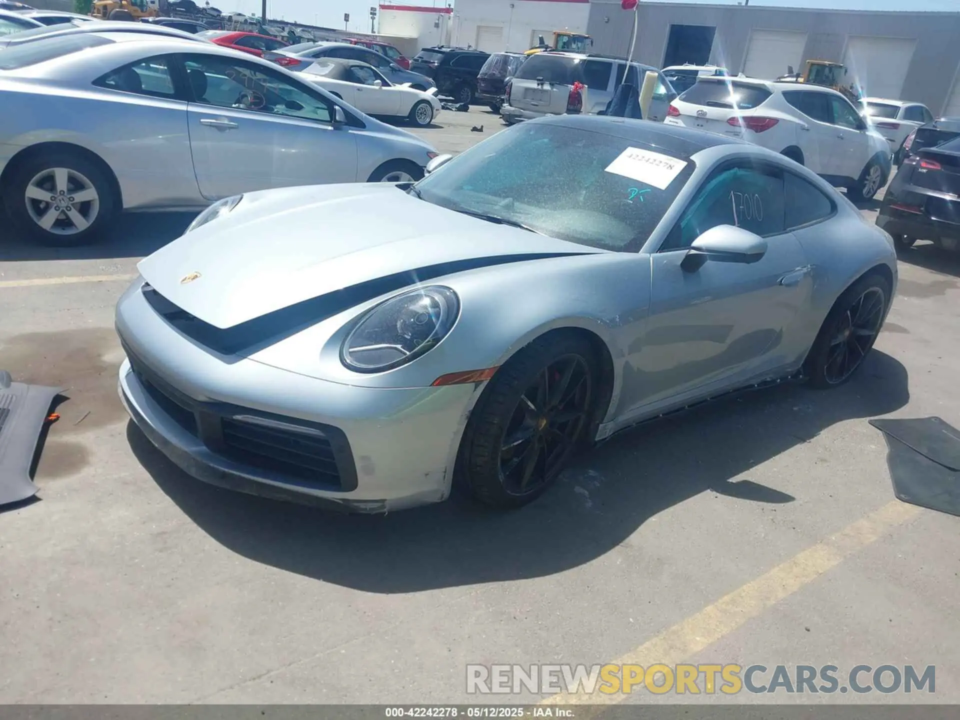 2 Photograph of a damaged car WP0AB2A90LS229570 PORSCHE 911 2020