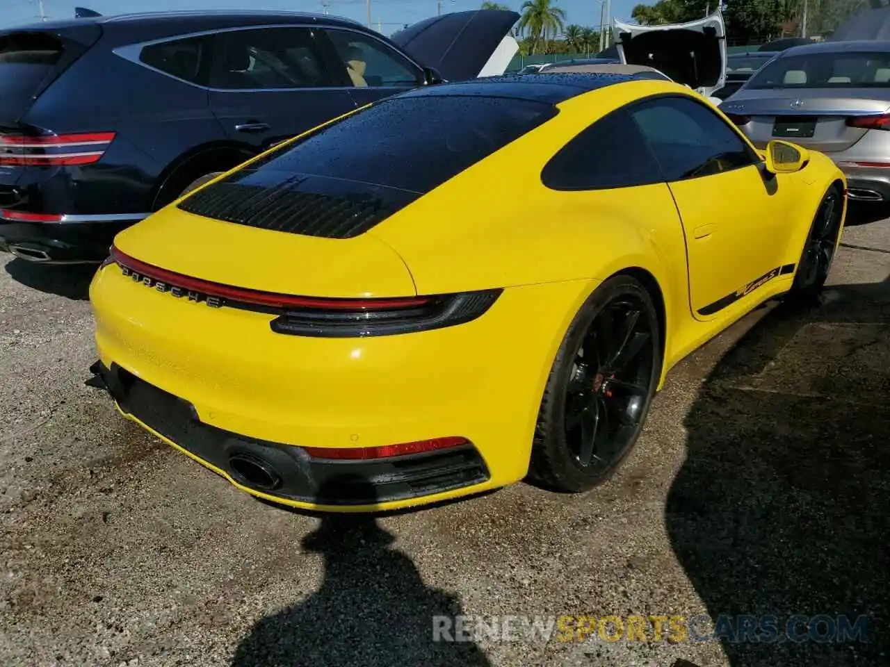 4 Photograph of a damaged car WP0AB2A97LS226813 PORSCHE 911 2020