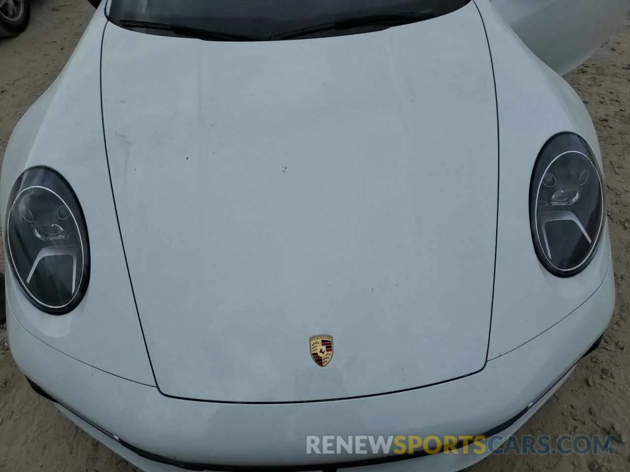 11 Photograph of a damaged car WP0CA2A90LS251516 PORSCHE 911 2020