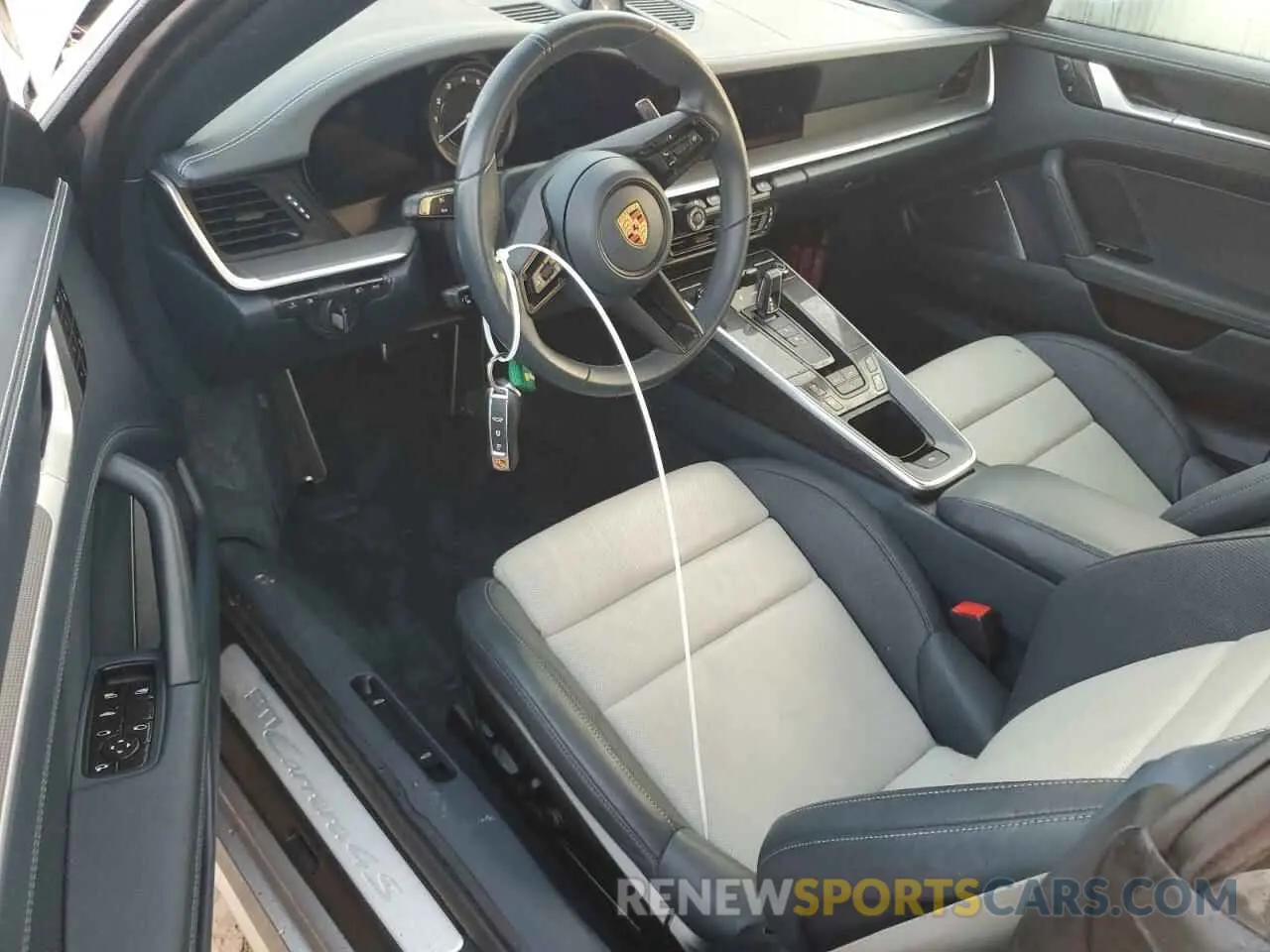 8 Photograph of a damaged car WP0CB2A97LS263546 PORSCHE 911 2020