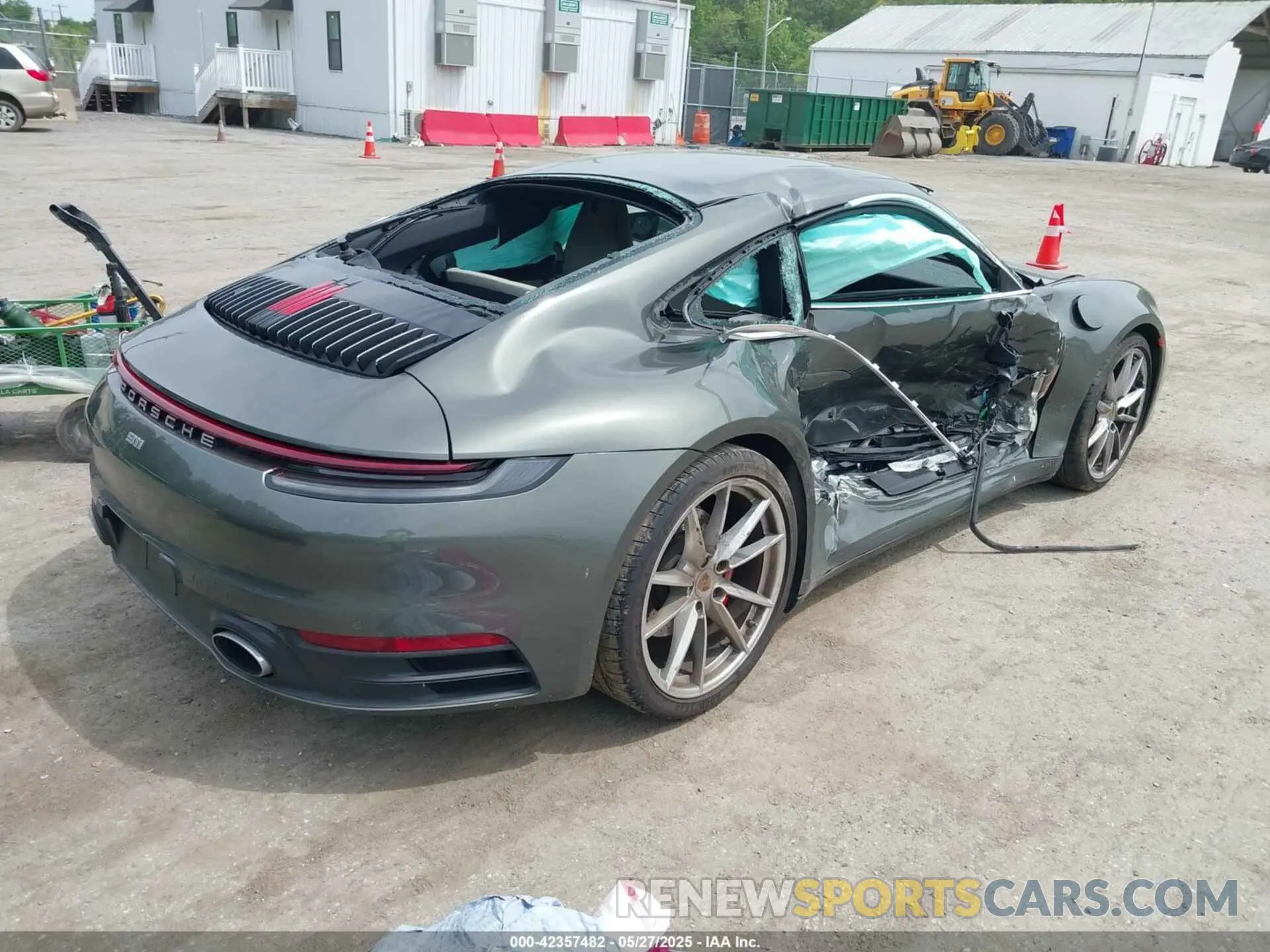 4 Photograph of a damaged car WP0AB2A97MS221855 PORSCHE 911 2021